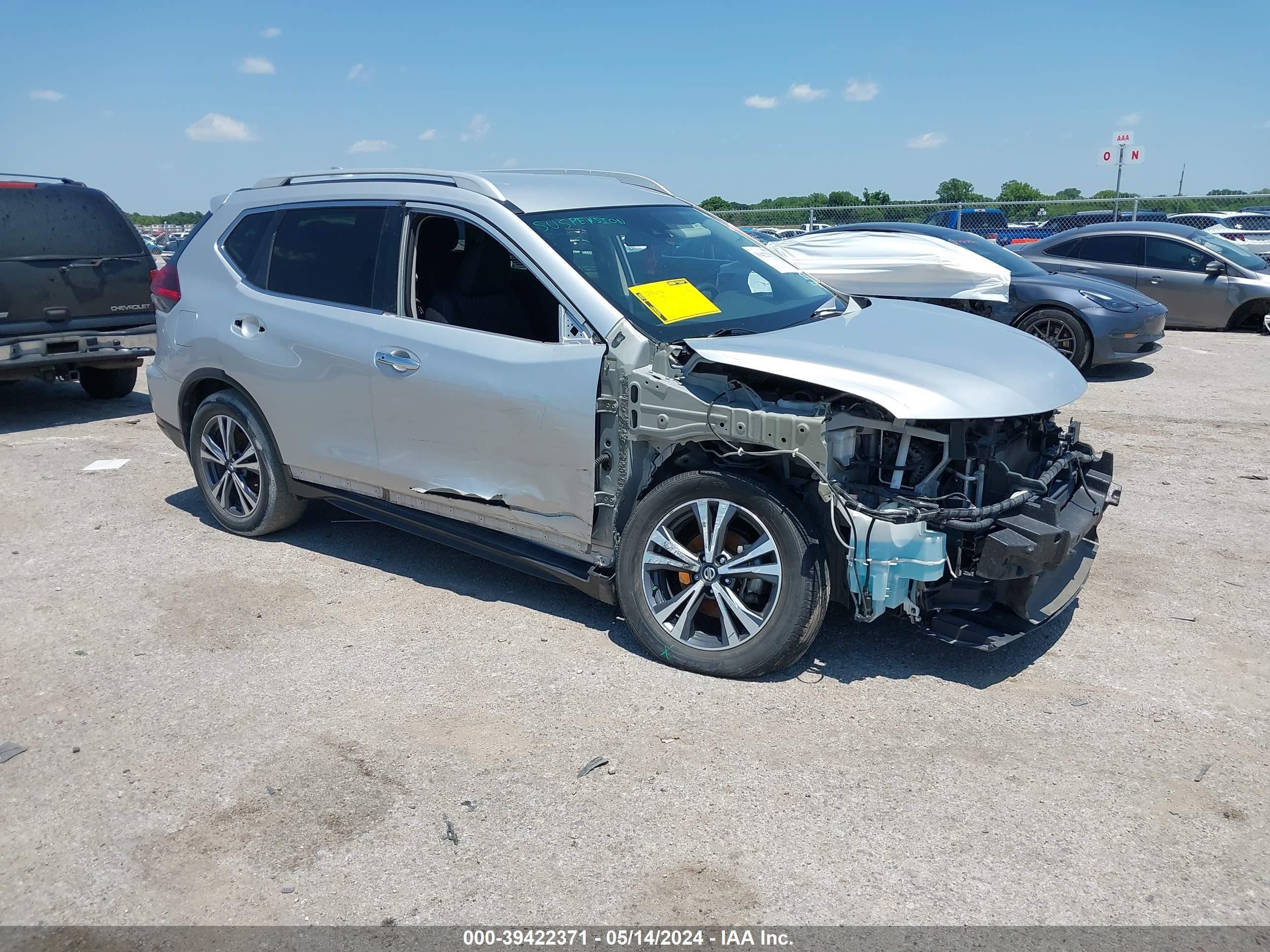 NISSAN ROGUE 2019 5n1at2mt8kc752781