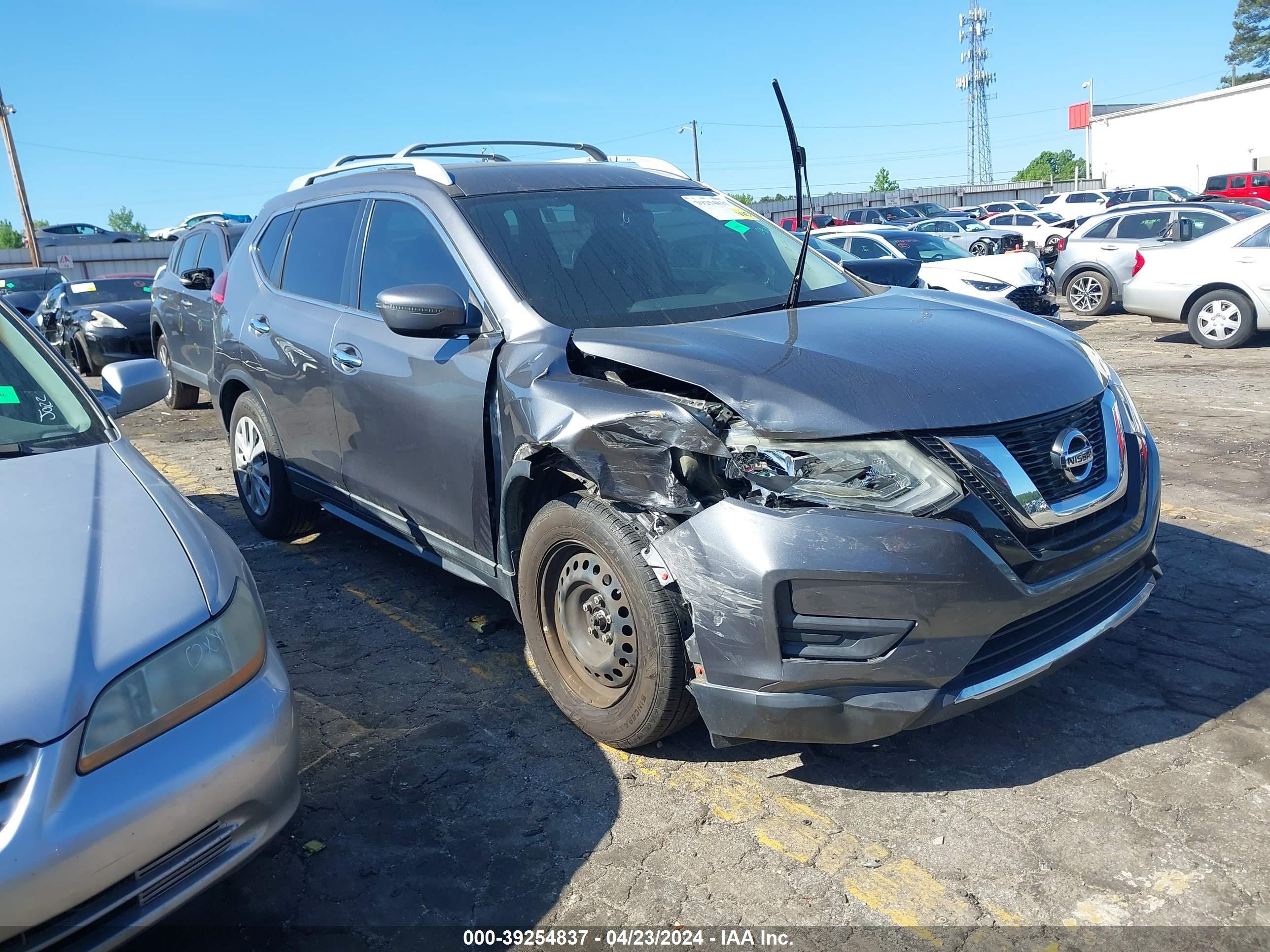 NISSAN ROGUE 2017 5n1at2mt9hc775219