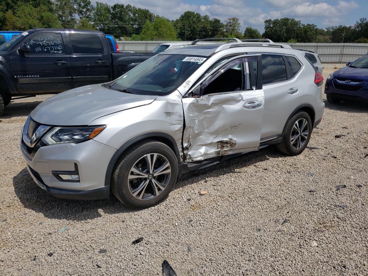 NISSAN ROGUE 2017 5n1at2mt9hc790528