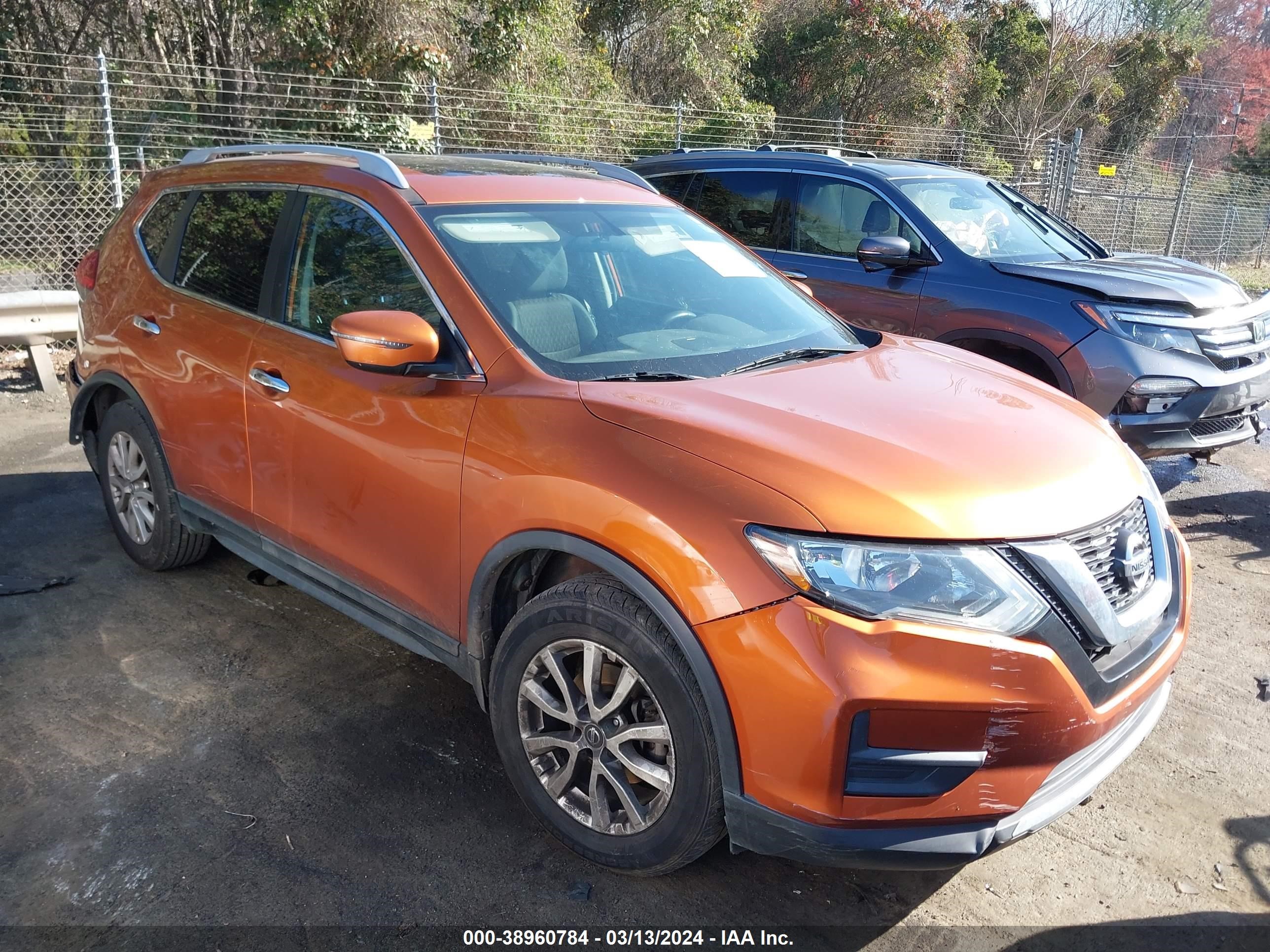 NISSAN ROGUE 2017 5n1at2mt9hc821793