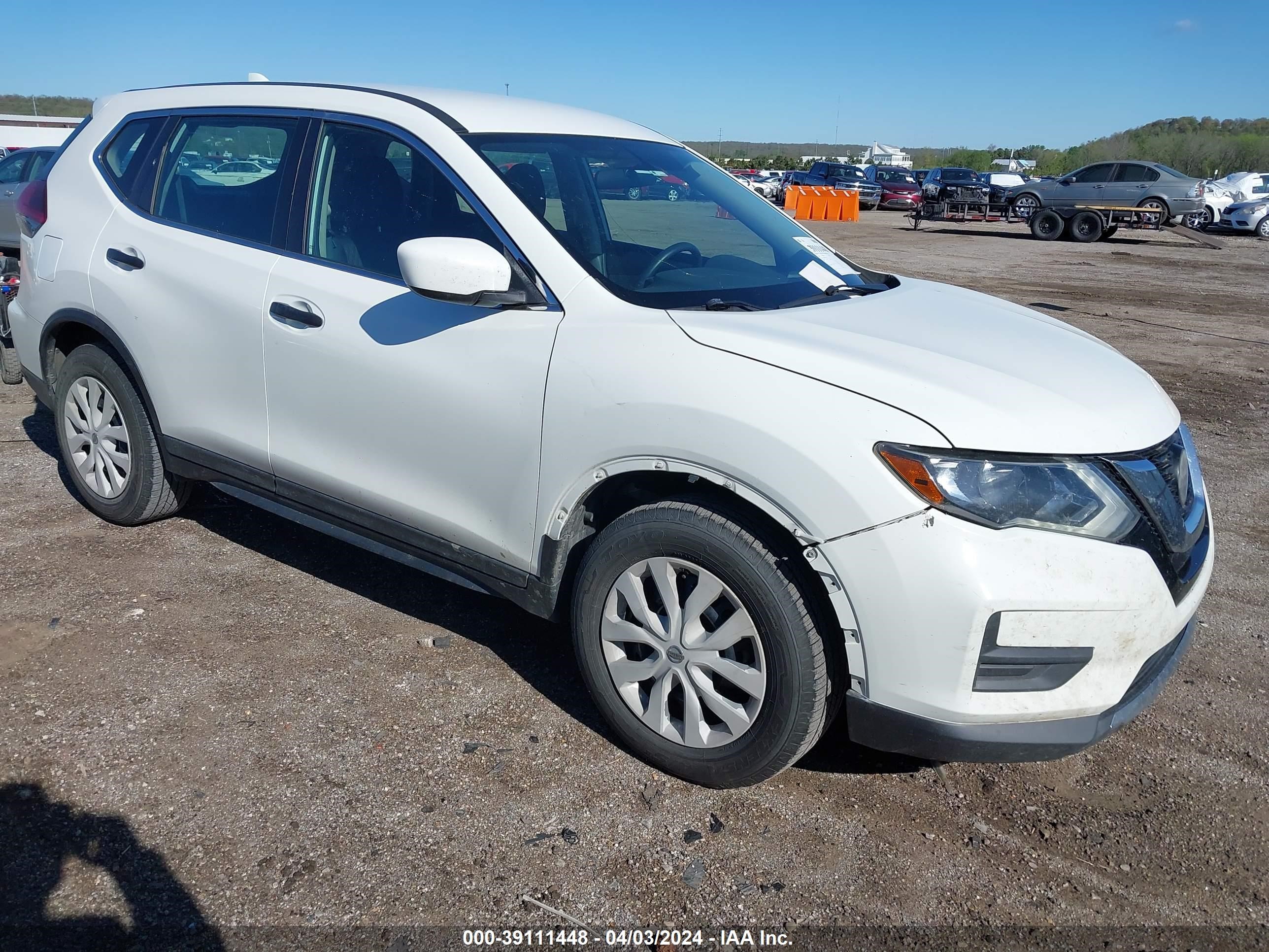 NISSAN ROGUE 2018 5n1at2mt9jc733364