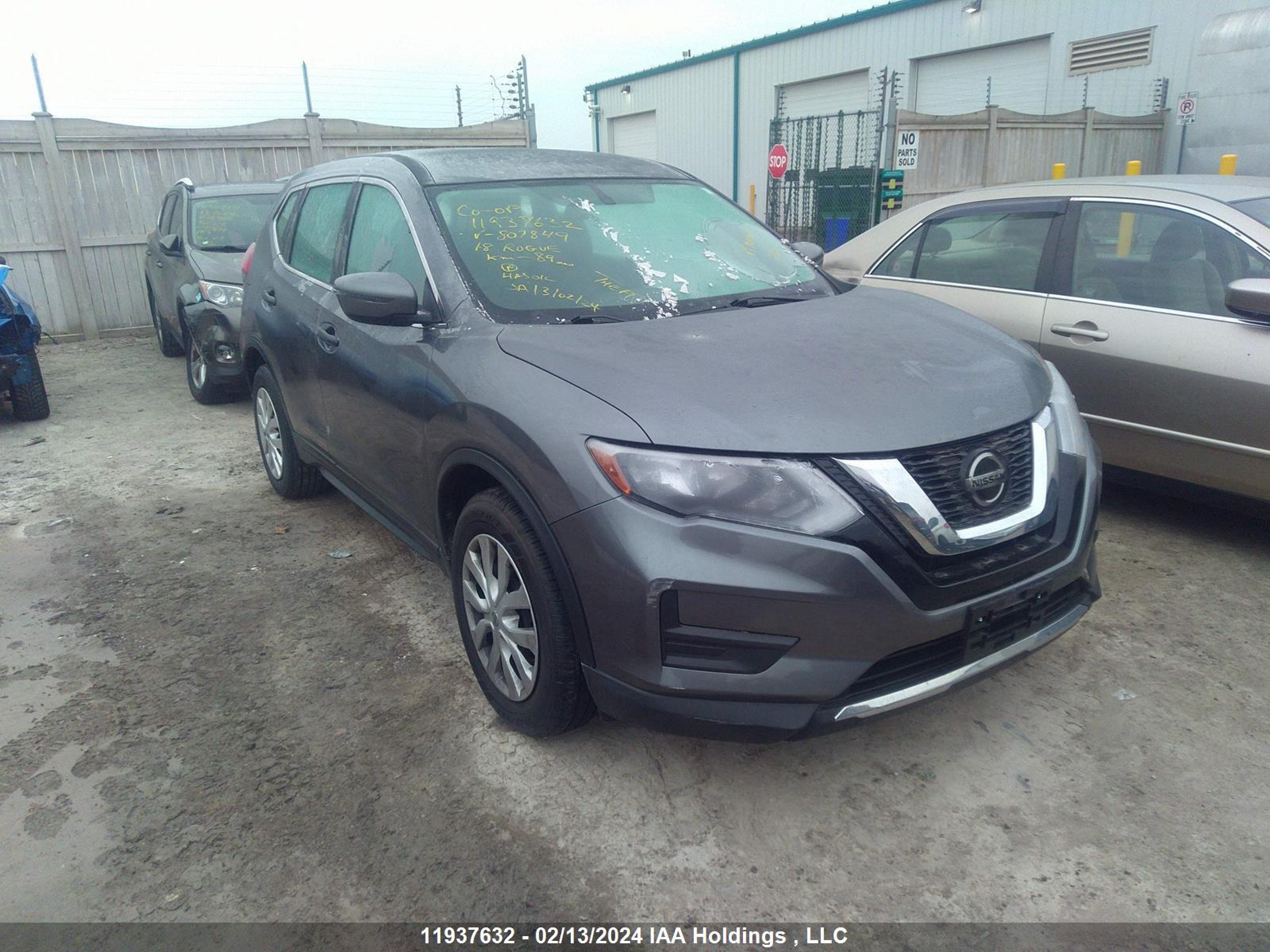 NISSAN ROGUE 2018 5n1at2mt9jc807849