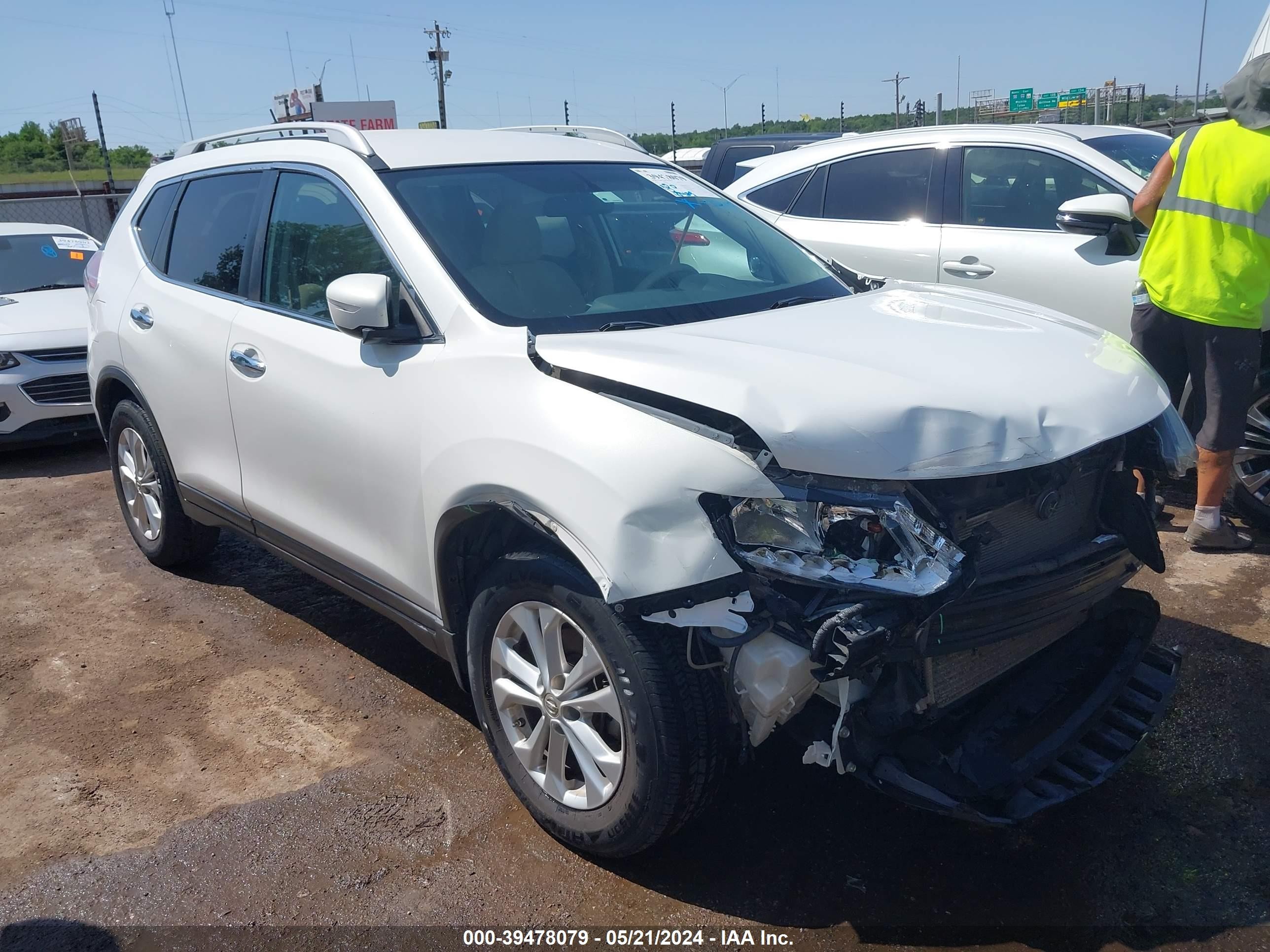 NISSAN ROGUE 2014 5n1at2mtxec772082