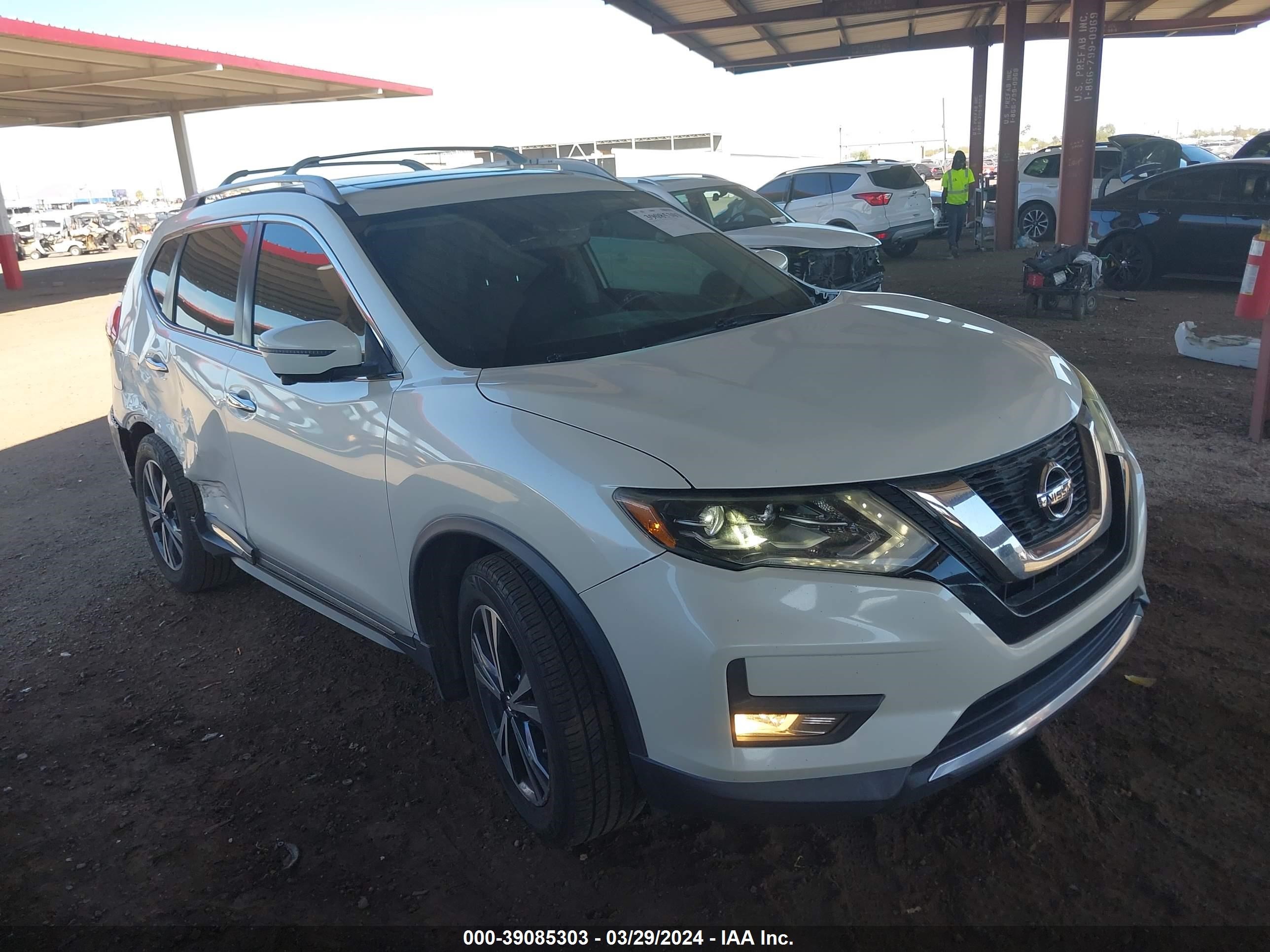 NISSAN ROGUE 2017 5n1at2mtxhc733982