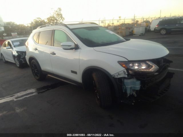 NISSAN ROGUE 2017 5n1at2mtxhc768005