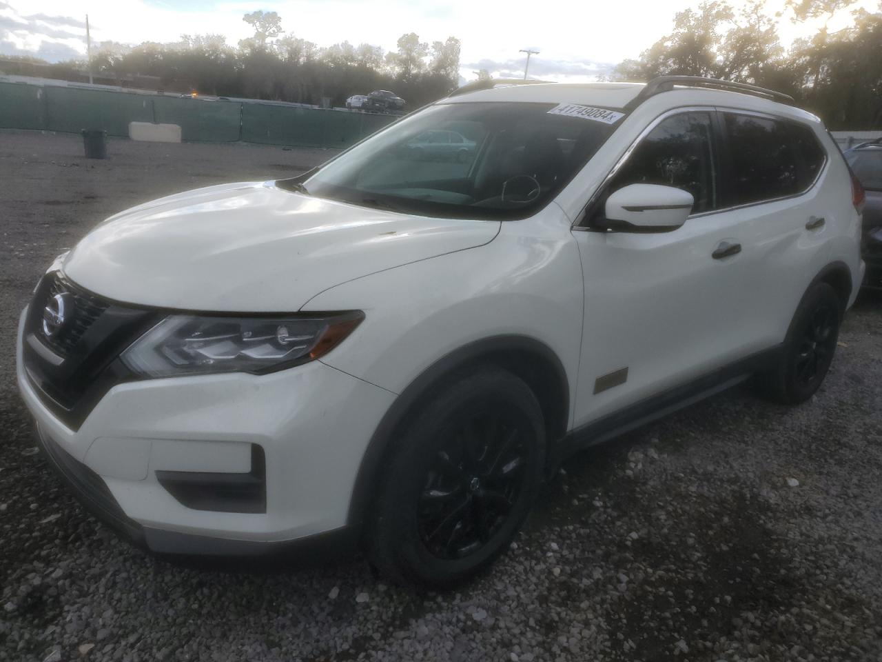 NISSAN ROGUE 2017 5n1at2mtxhc770093