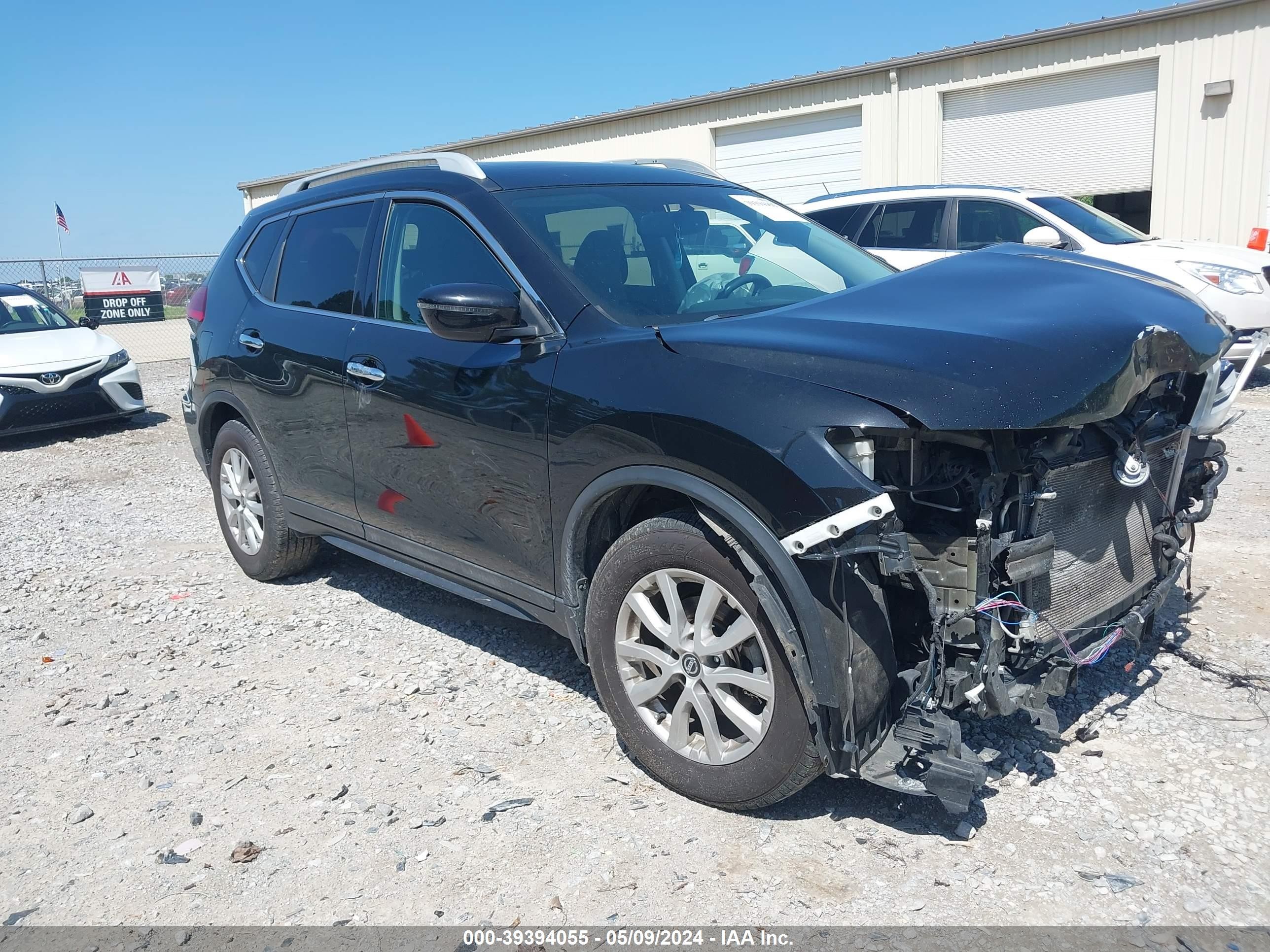 NISSAN ROGUE 2017 5n1at2mtxhc827859