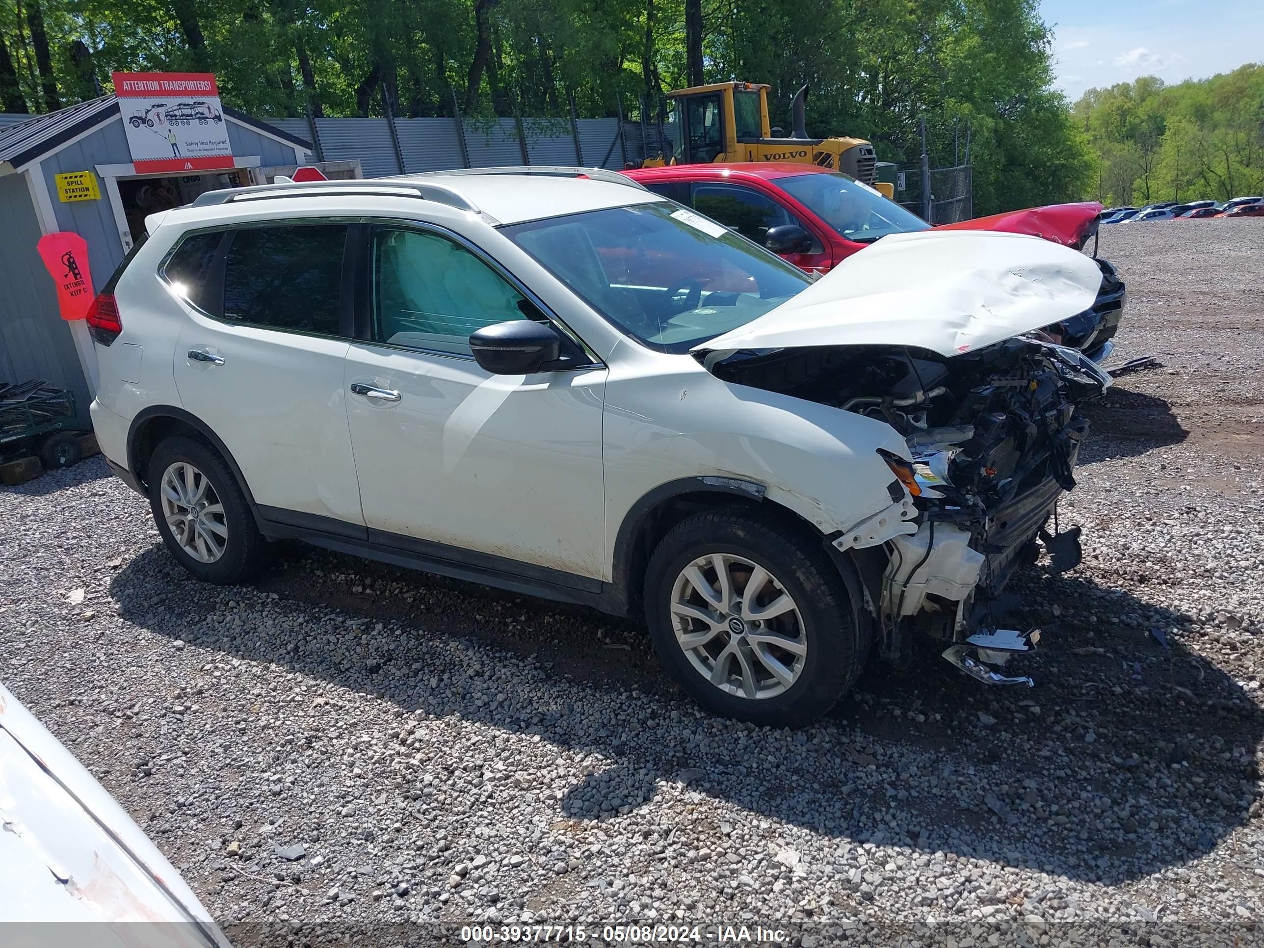 NISSAN ROGUE 2017 5n1at2mtxhc859906