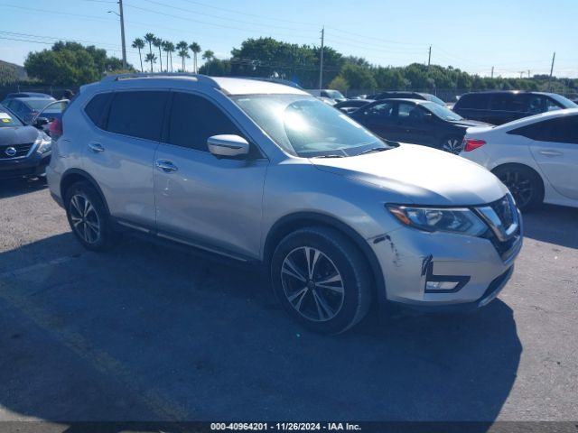 NISSAN ROGUE 2018 5n1at2mtxjc738170