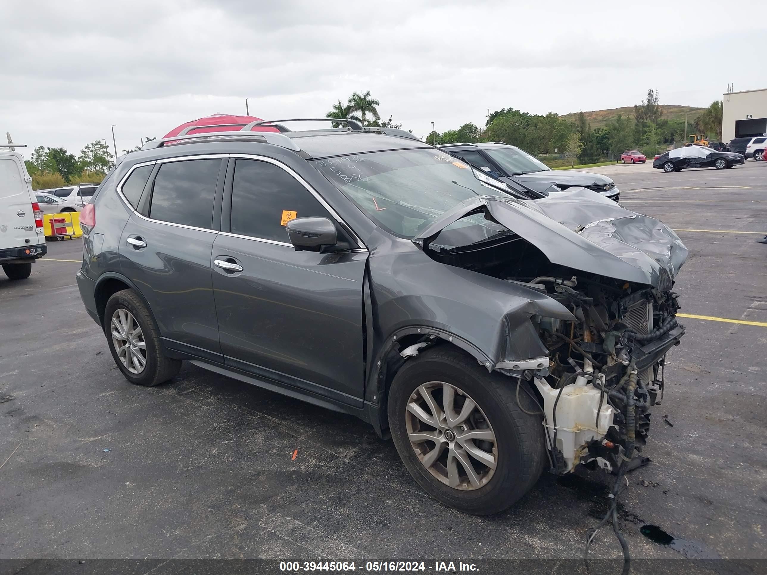 NISSAN ROGUE 2018 5n1at2mtxjc834946