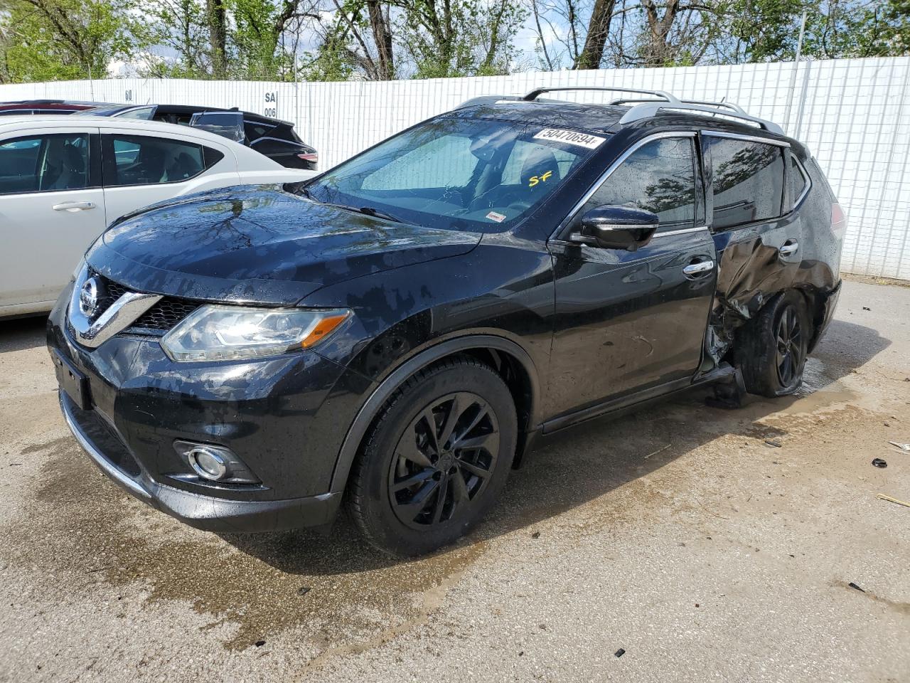 NISSAN ROGUE 2015 5n1at2mv0fc777875