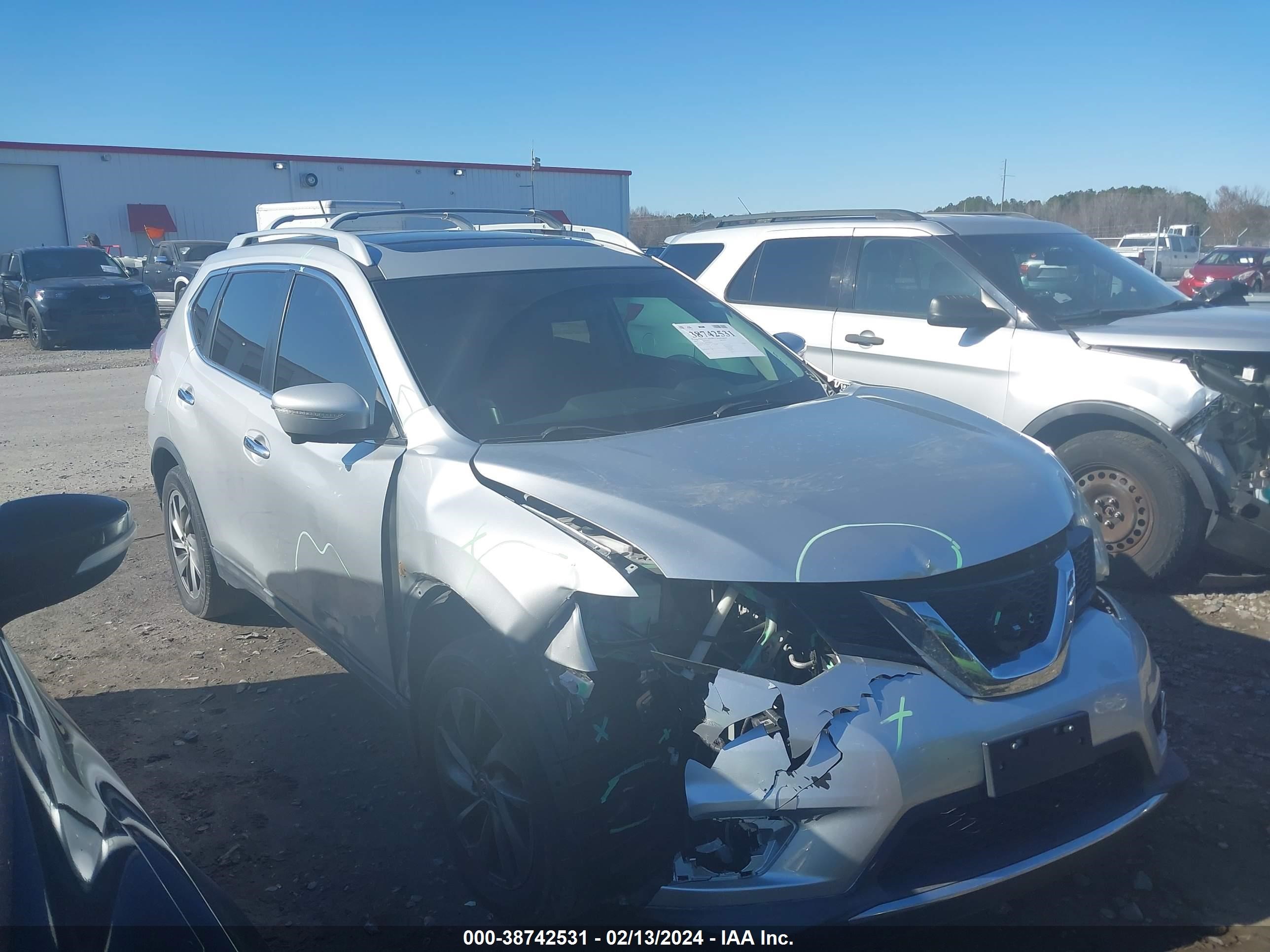 NISSAN ROGUE 2015 5n1at2mv0fc803570