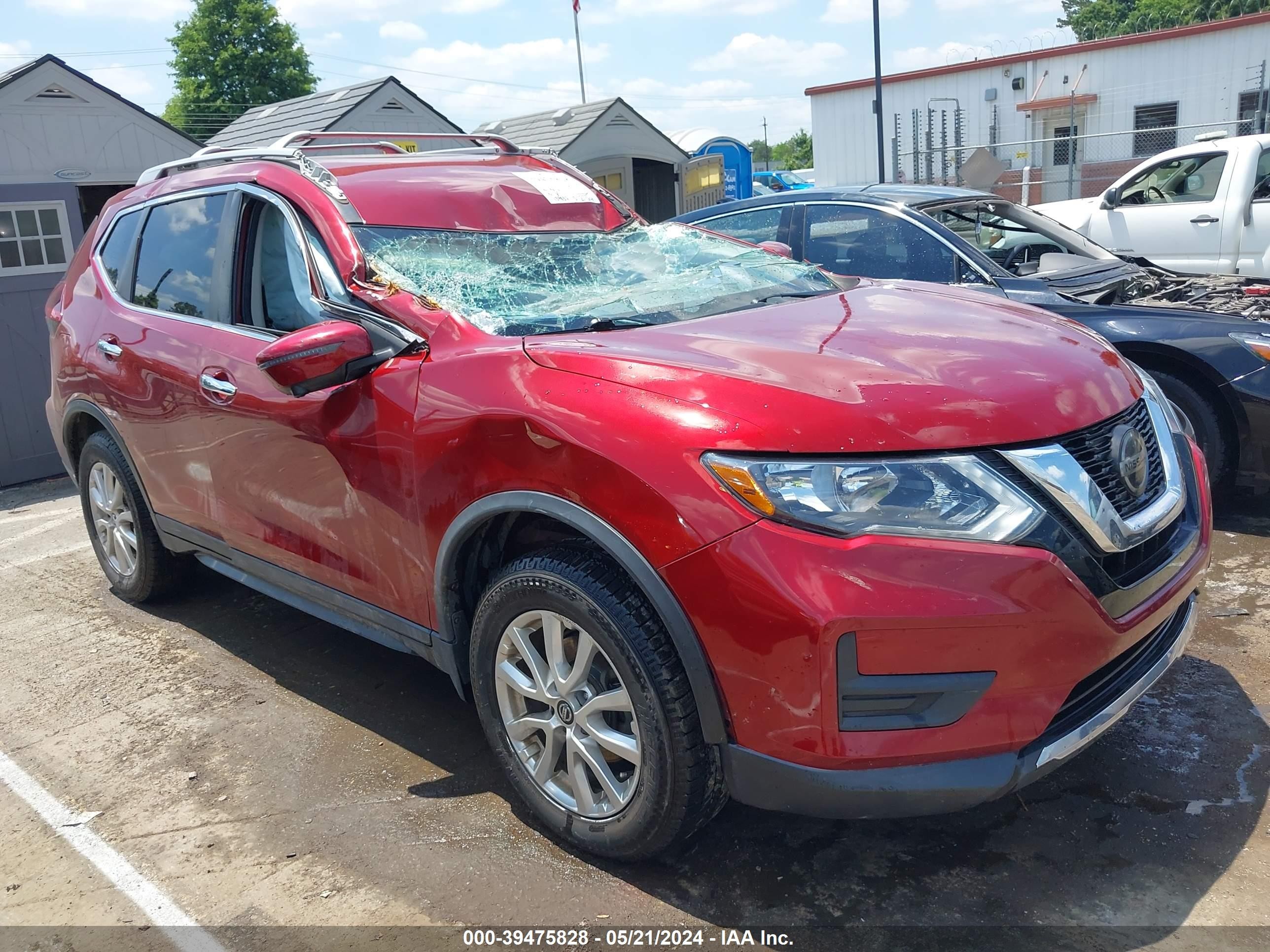 NISSAN ROGUE 2018 5n1at2mv0jc756226