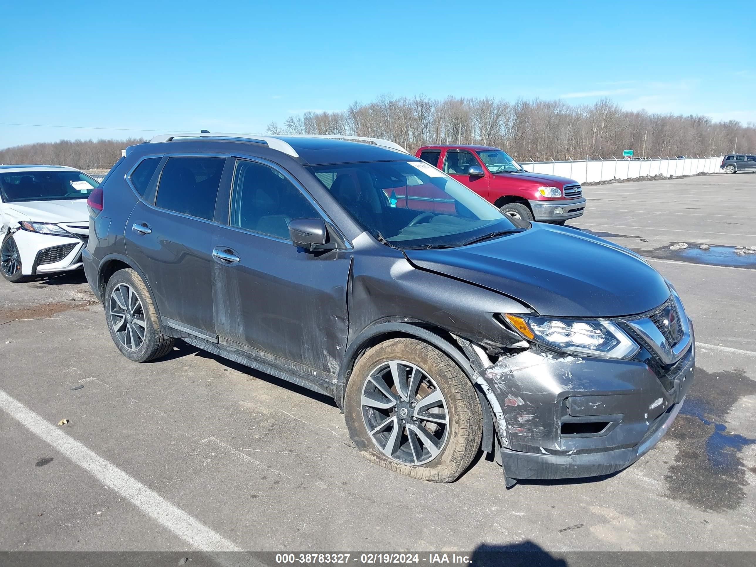 NISSAN ROGUE 2019 5n1at2mv0kc715371