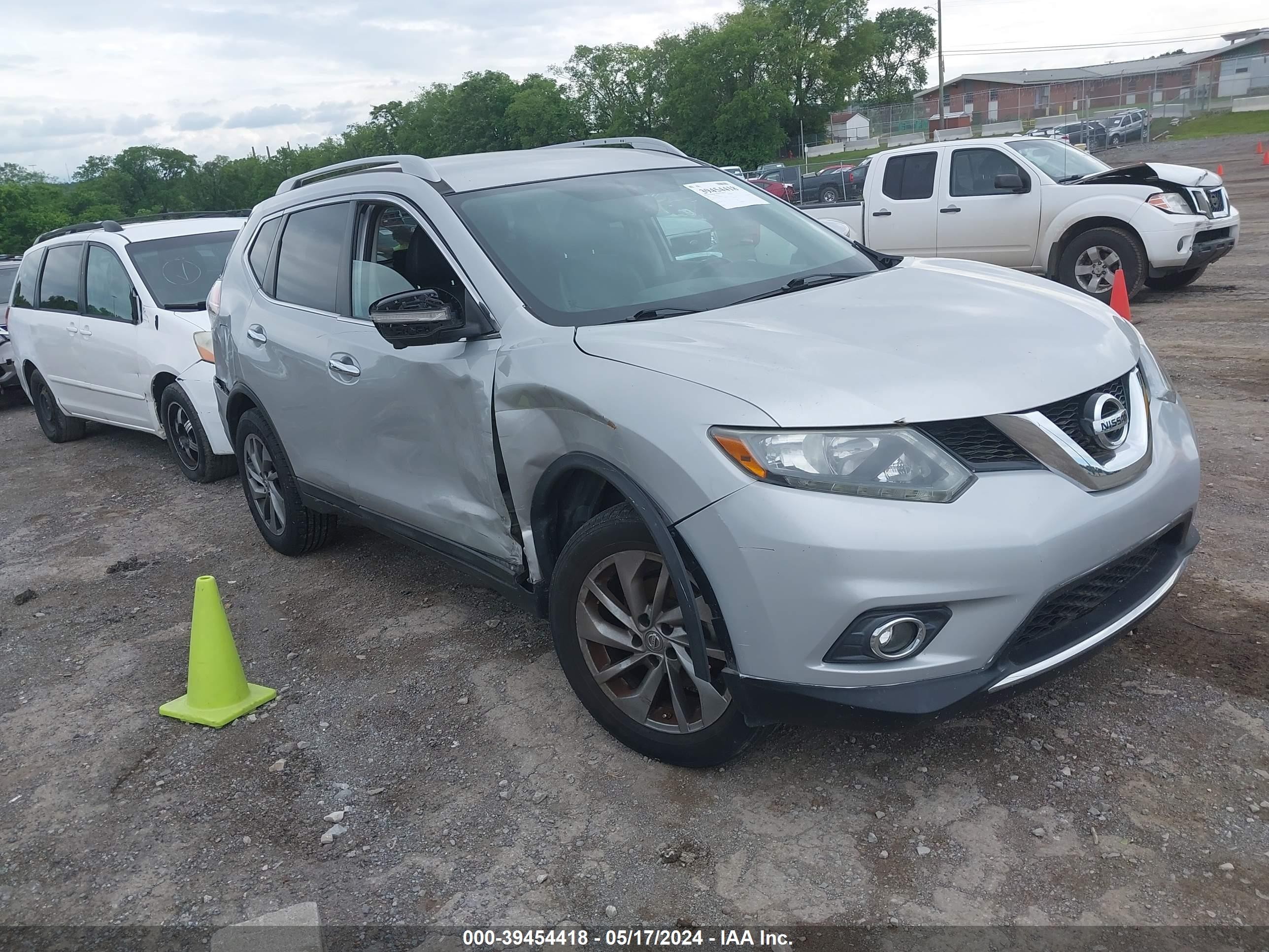 NISSAN ROGUE 2015 5n1at2mv1fc823441