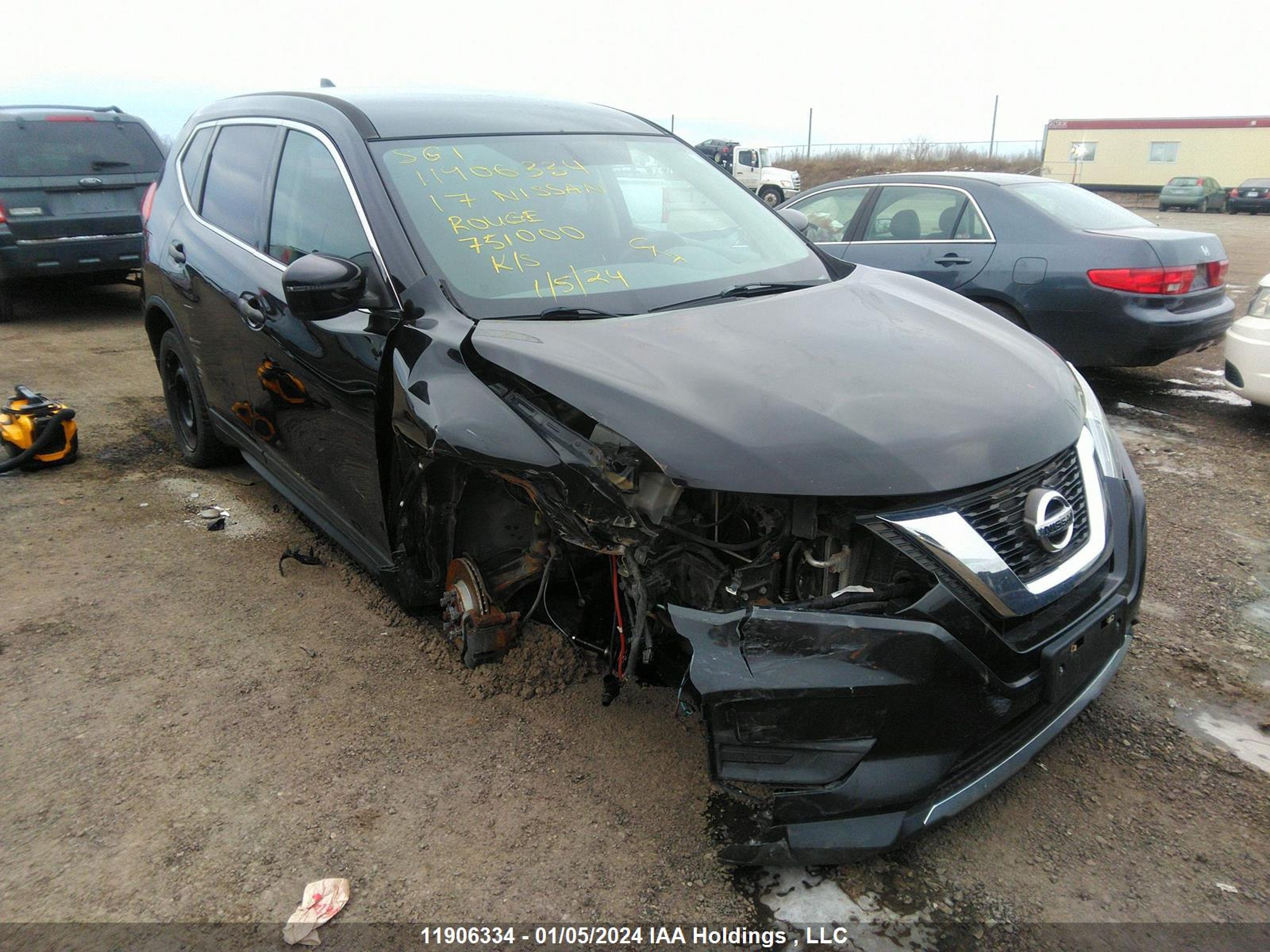 NISSAN ROGUE 2017 5n1at2mv1hc751000