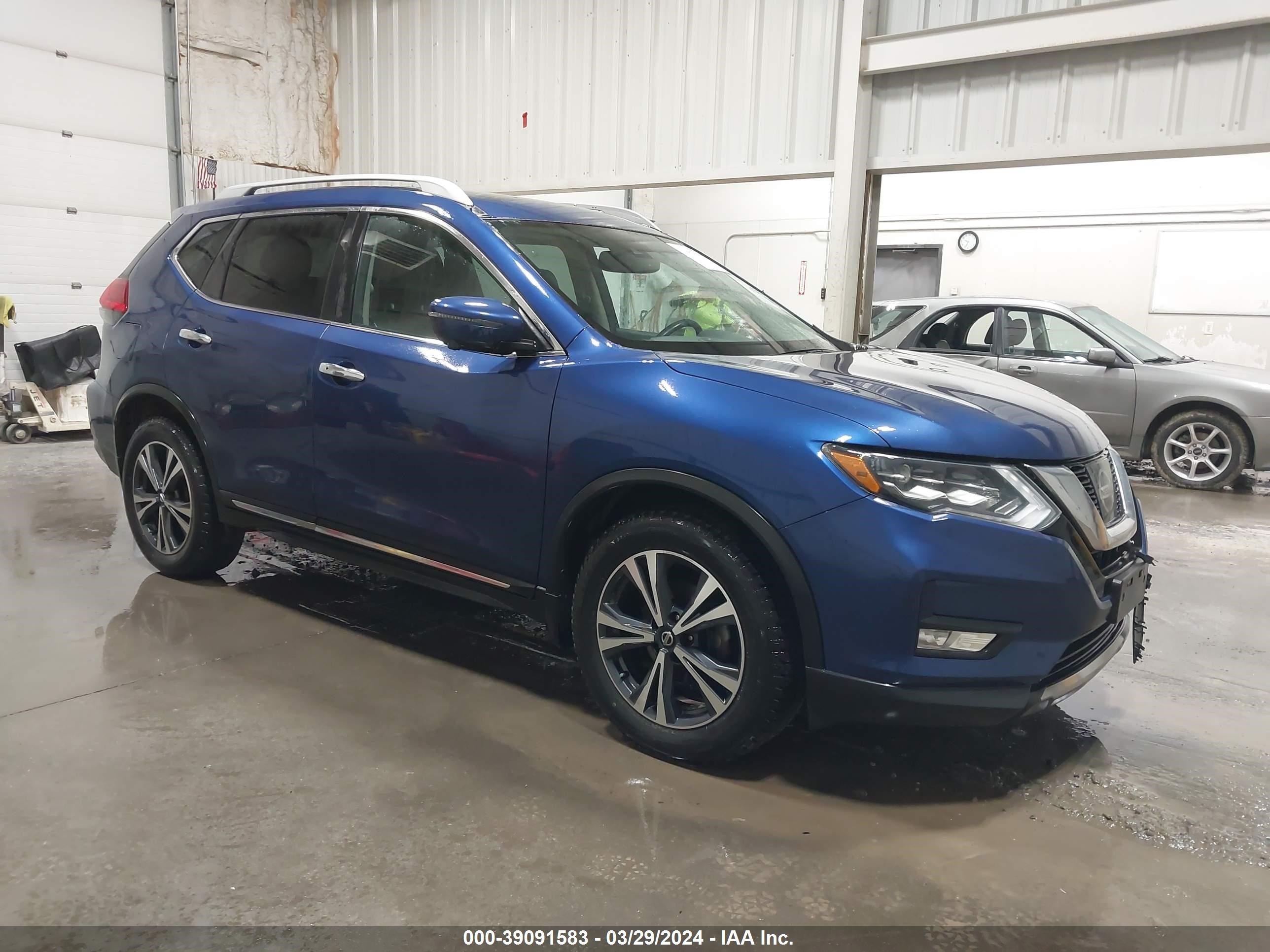 NISSAN ROGUE 2017 5n1at2mv1hc813933