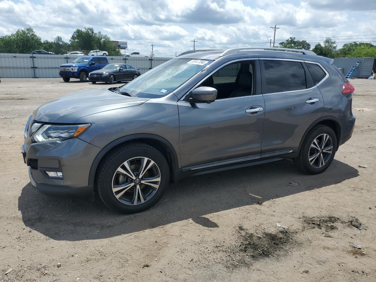 NISSAN ROGUE 2017 5n1at2mv1hc880886