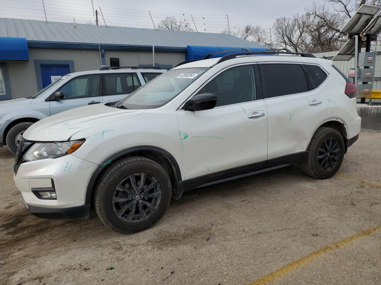 NISSAN ROGUE 2018 5n1at2mv1jc760771