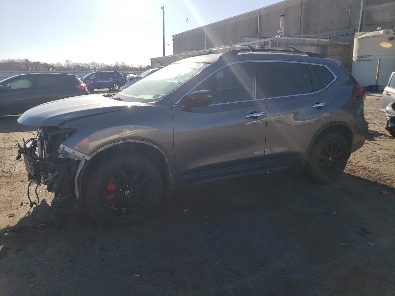 NISSAN ROGUE 2018 5n1at2mv1jc772953