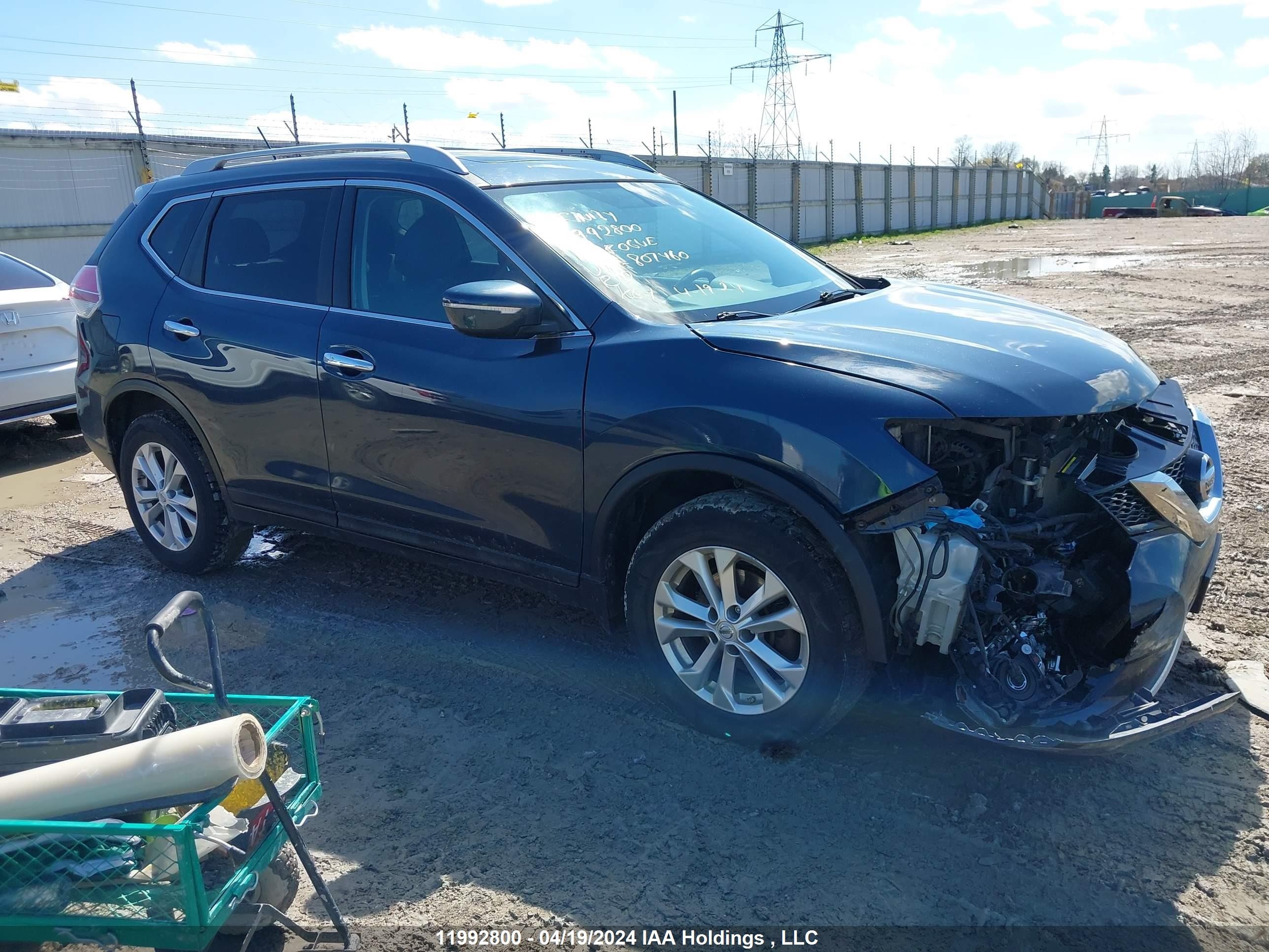 NISSAN ROGUE 2015 5n1at2mv2fc807460