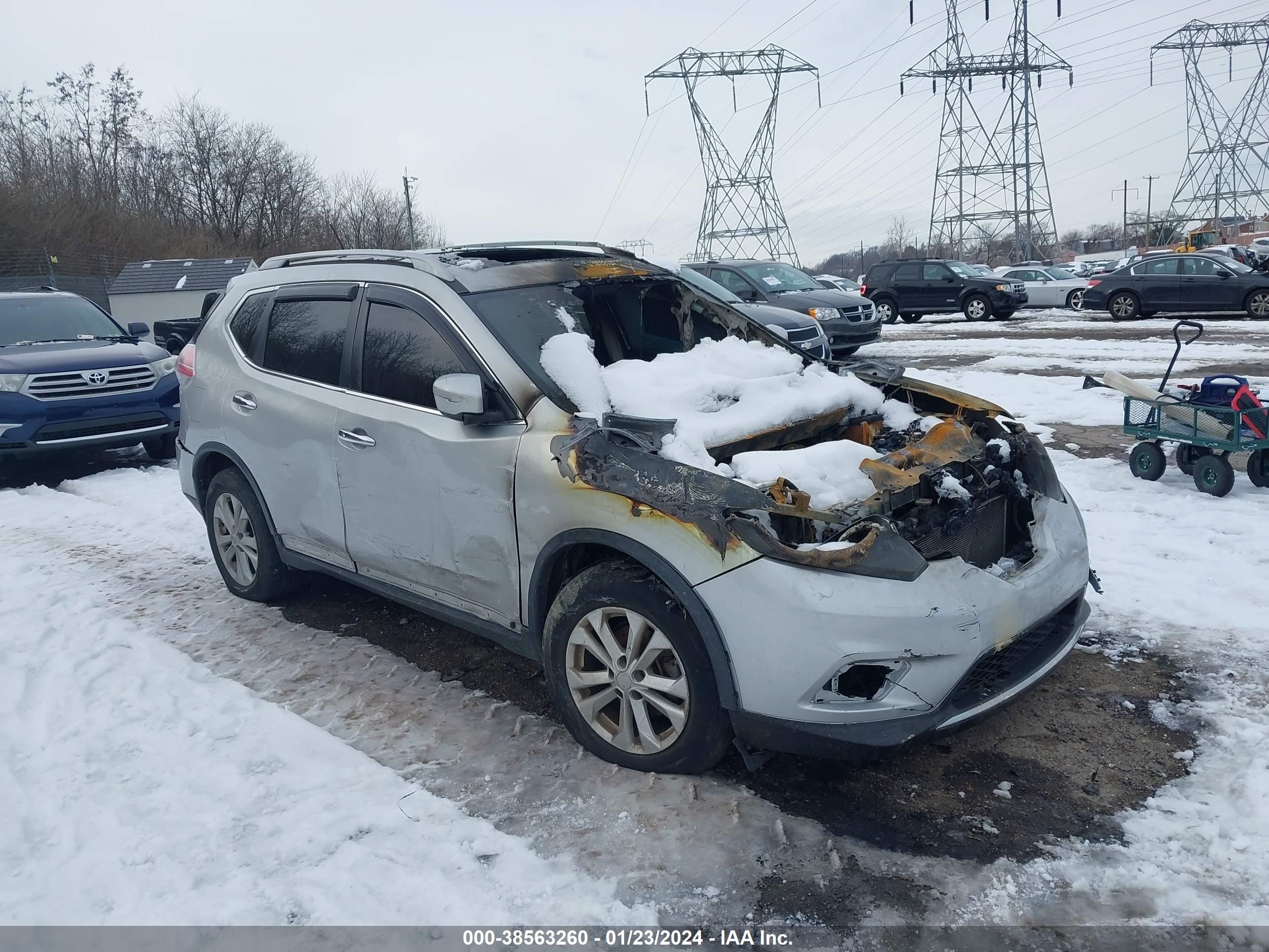 NISSAN ROGUE 2015 5n1at2mv2fc895121