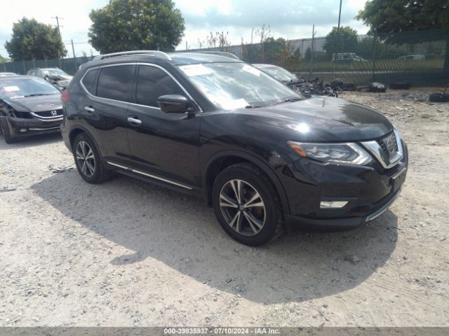 NISSAN ROGUE 2017 5n1at2mv2hc738465