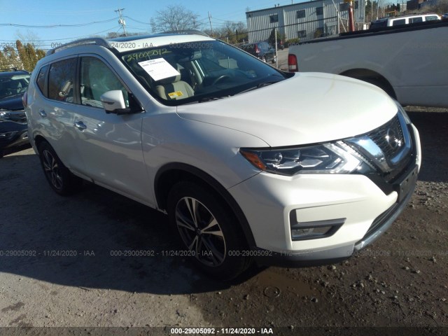 NISSAN ROGUE 2017 5n1at2mv2hc747344