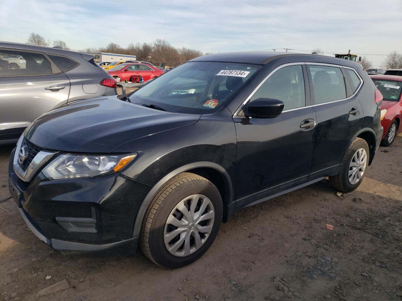 NISSAN ROGUE 2017 5n1at2mv2hc791554