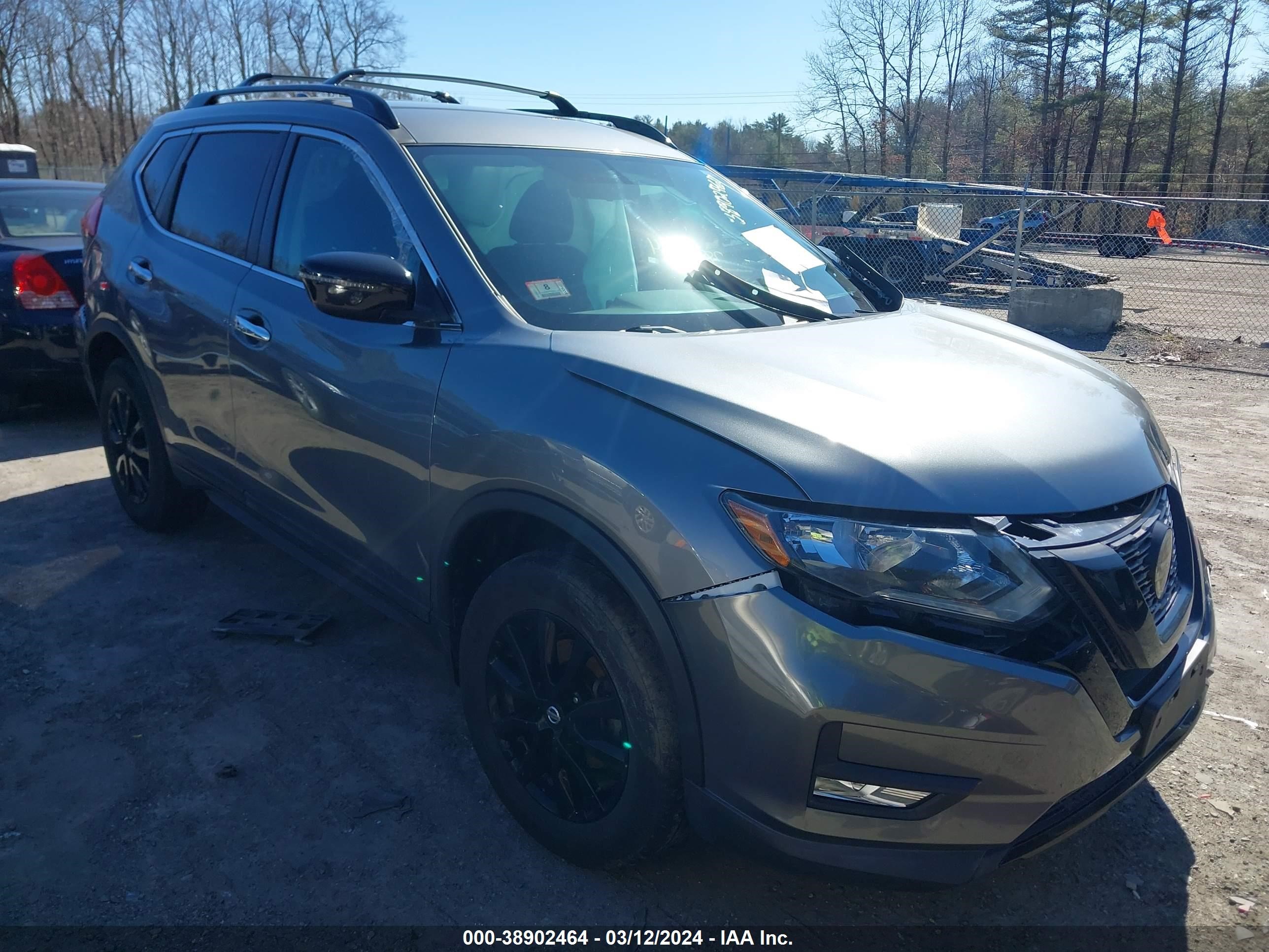 NISSAN ROGUE 2018 5n1at2mv2jc749746