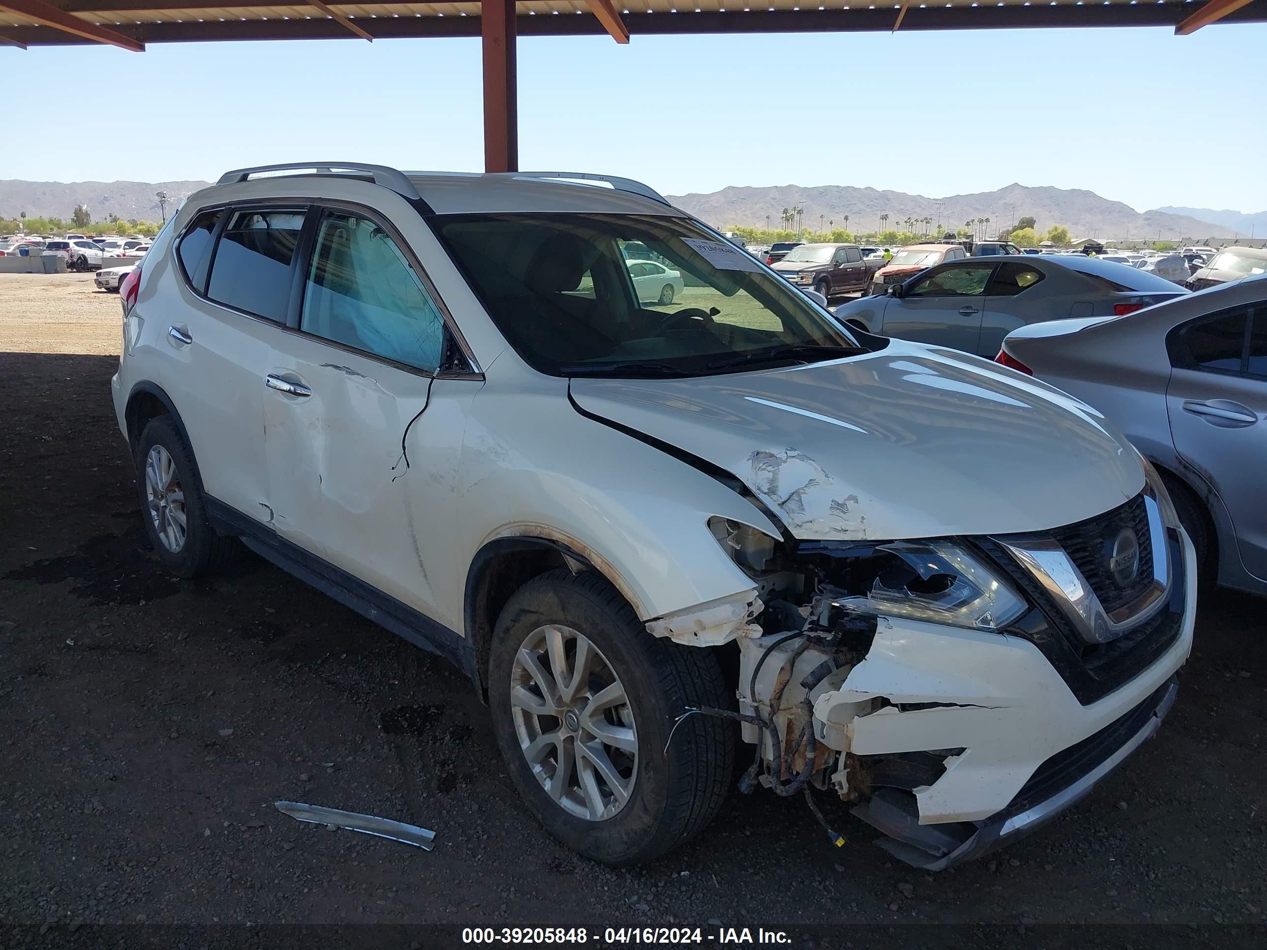 NISSAN ROGUE 2018 5n1at2mv2jc818323