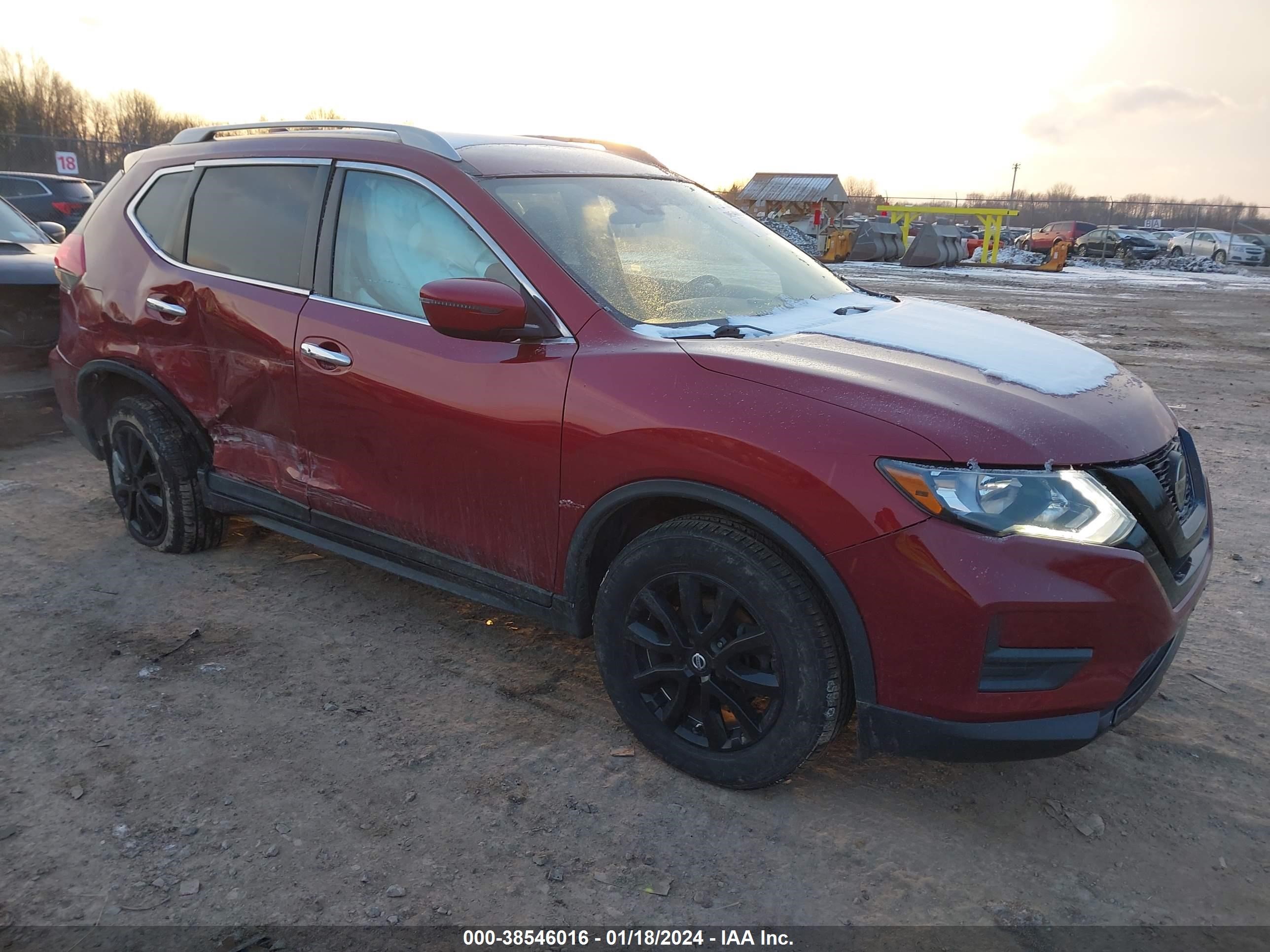 NISSAN ROGUE 2019 5n1at2mv2kc704677