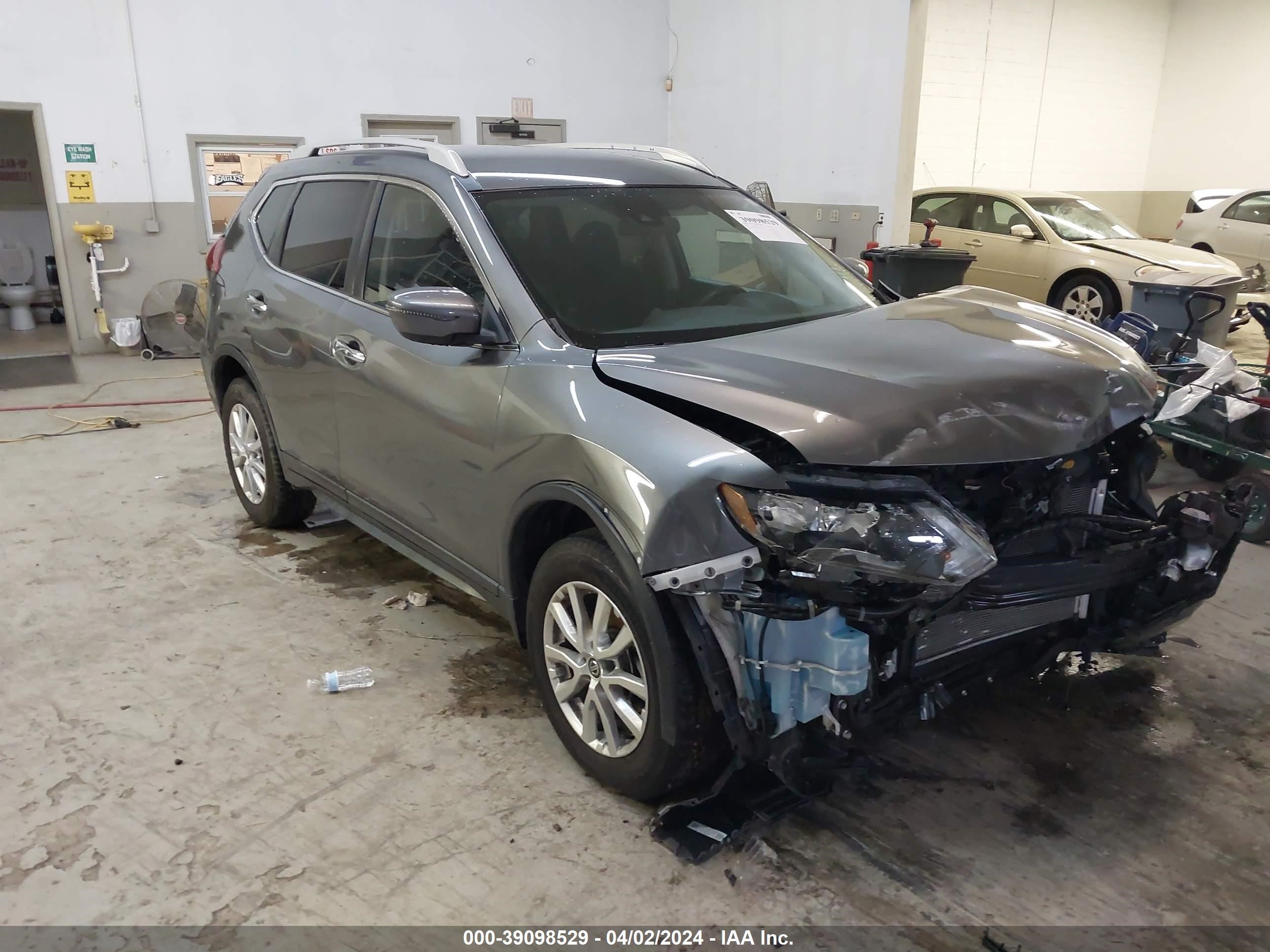 NISSAN ROGUE 2019 5n1at2mv2kc802818