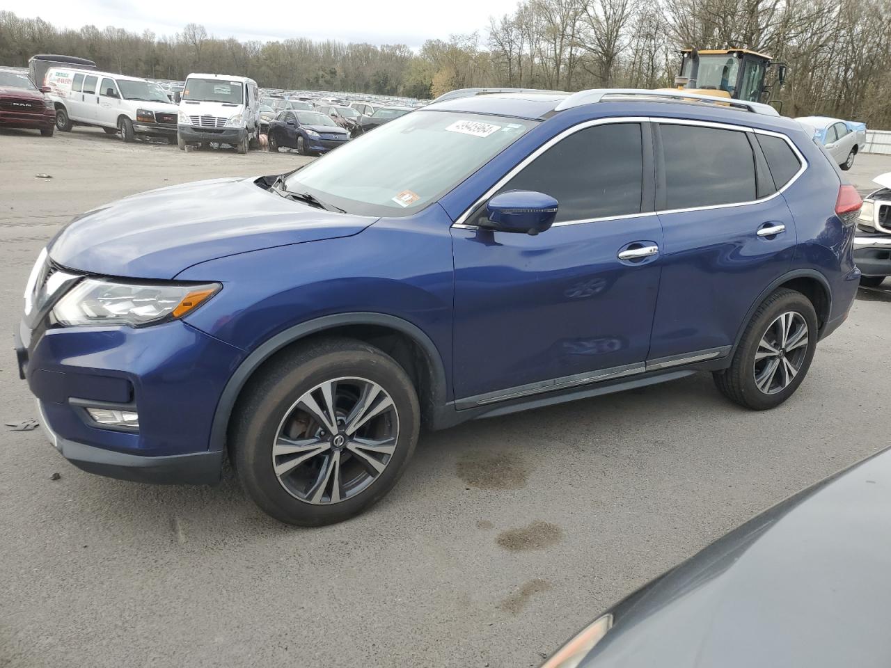 NISSAN ROGUE 2017 5n1at2mv3hc740905