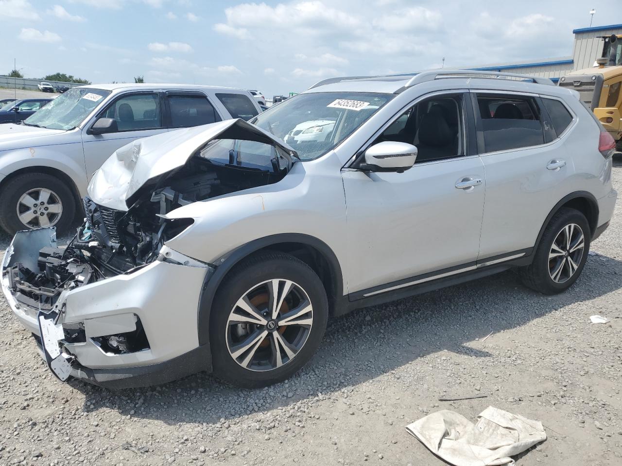 NISSAN ROGUE 2017 5n1at2mv3hc822990