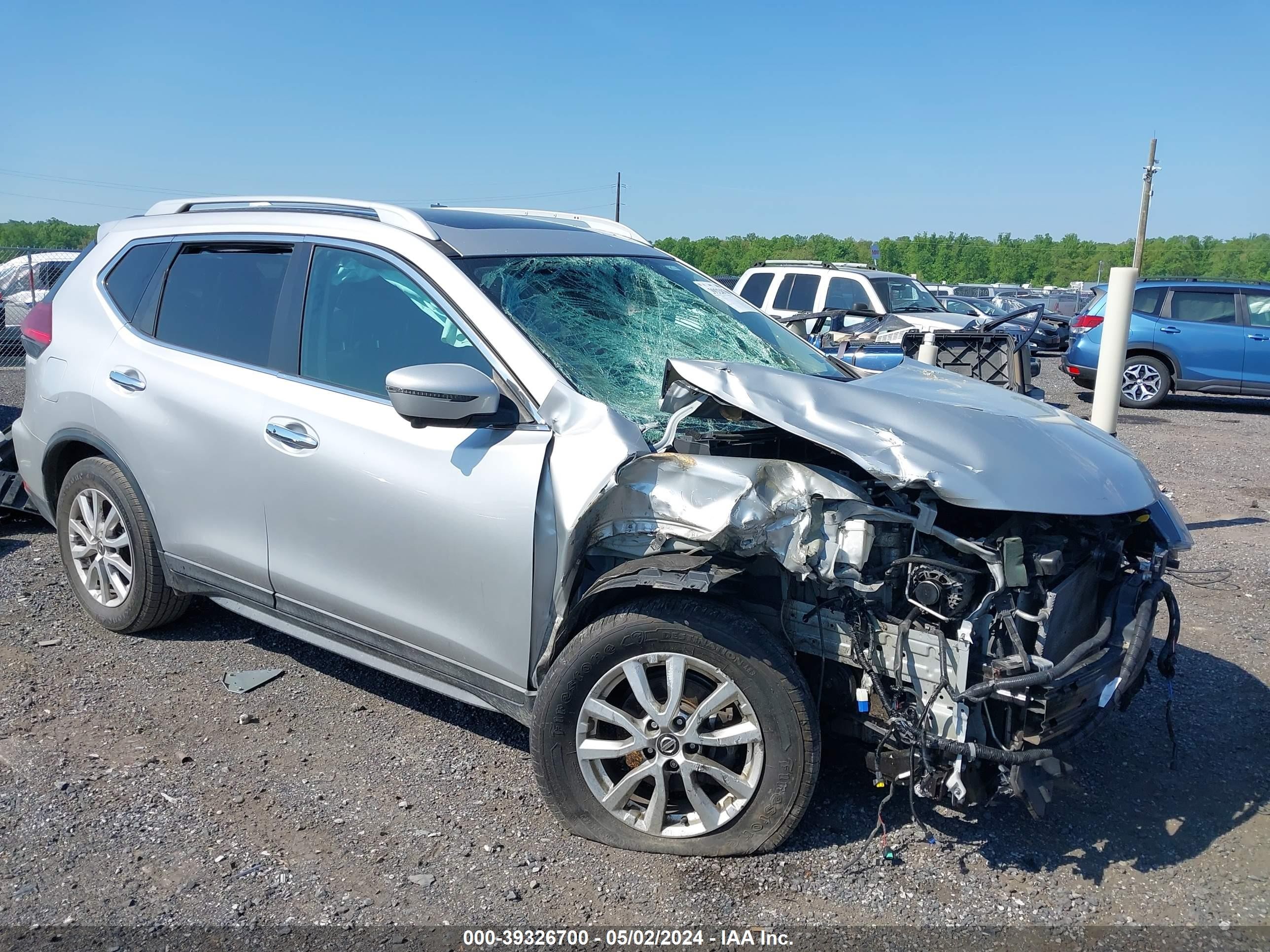 NISSAN ROGUE 2017 5n1at2mv3hc843225