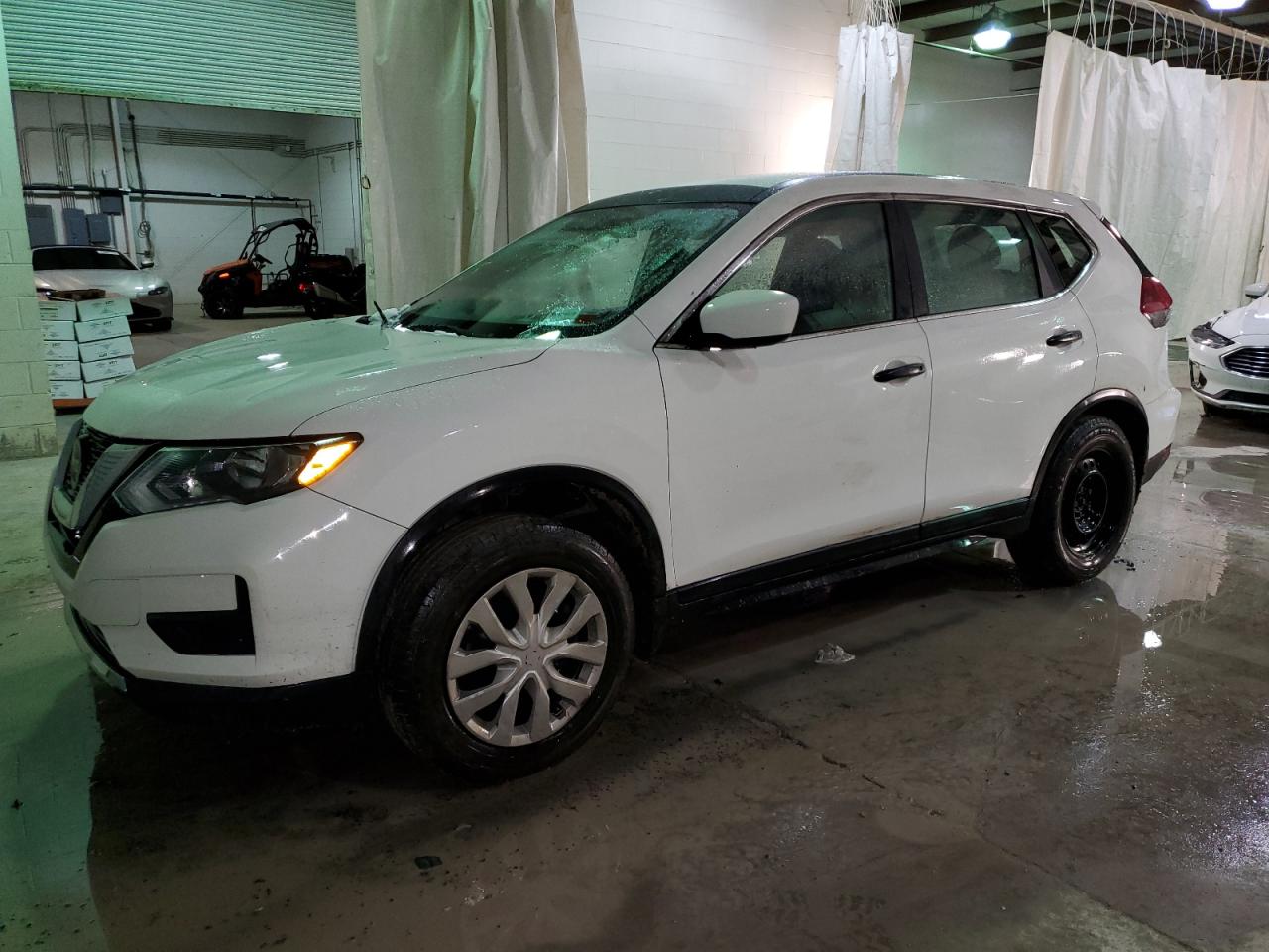 NISSAN ROGUE 2018 5n1at2mv3jc789639