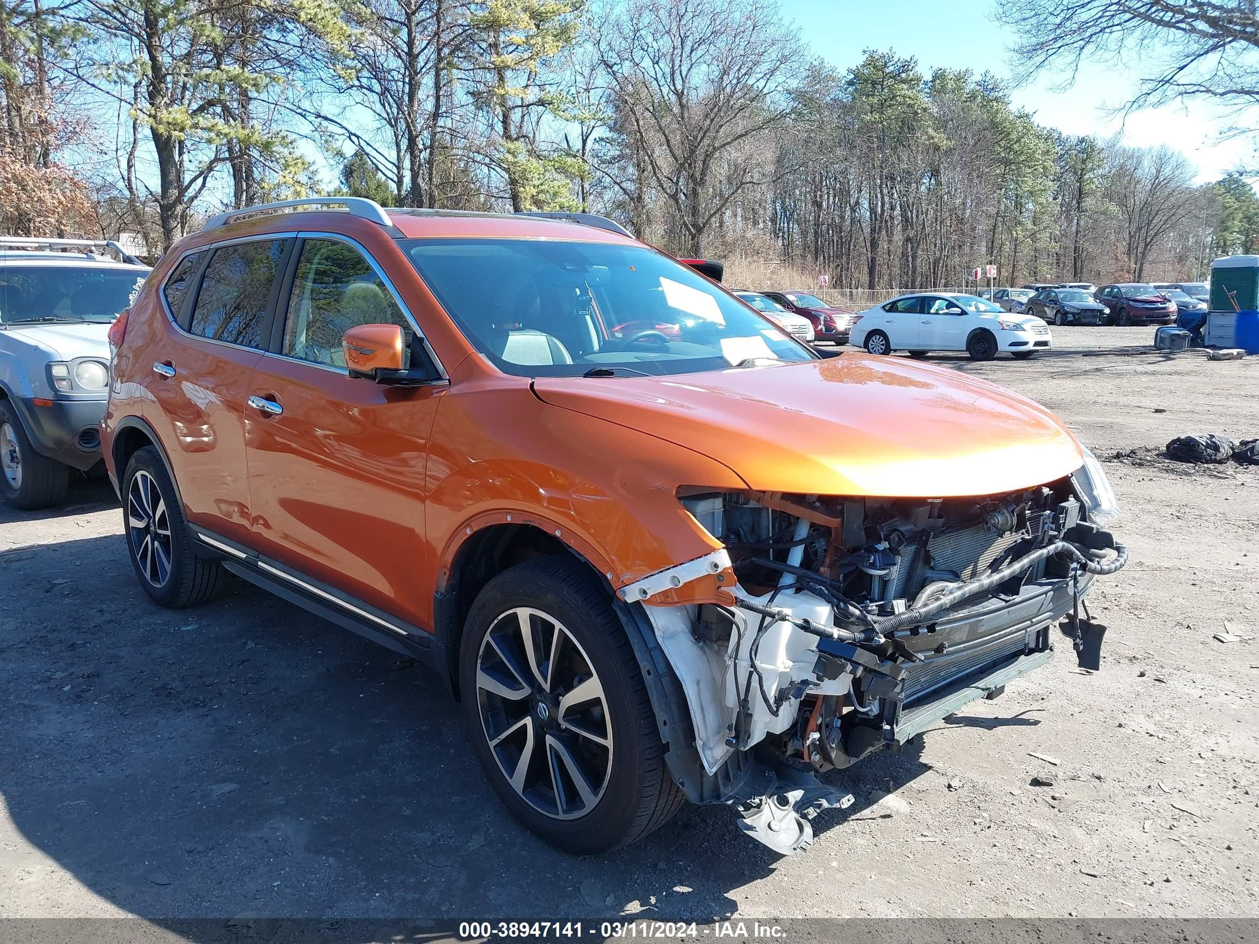 NISSAN ROGUE 2019 5n1at2mv3kc711279