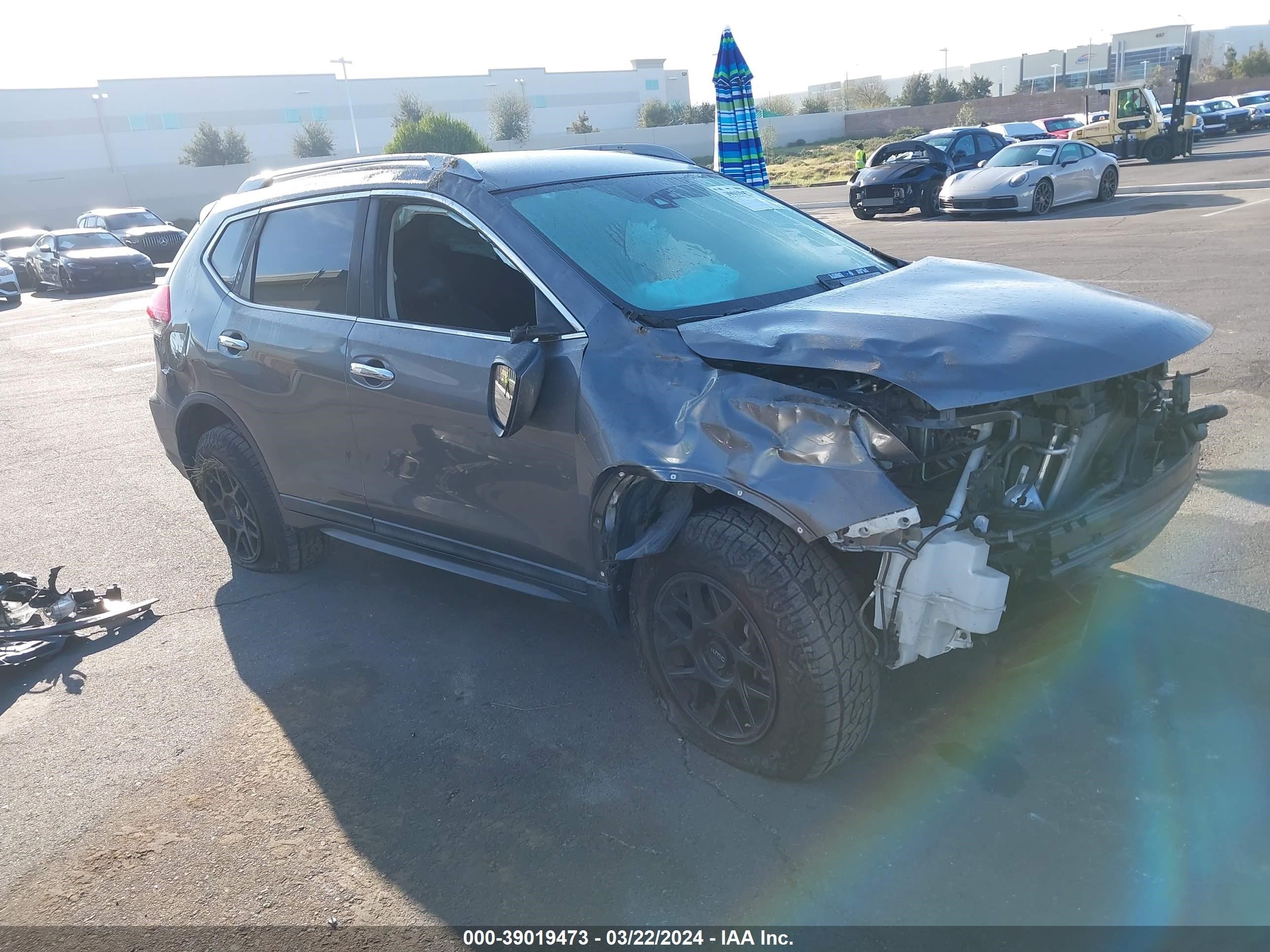 NISSAN ROGUE 2019 5n1at2mv3kc785124