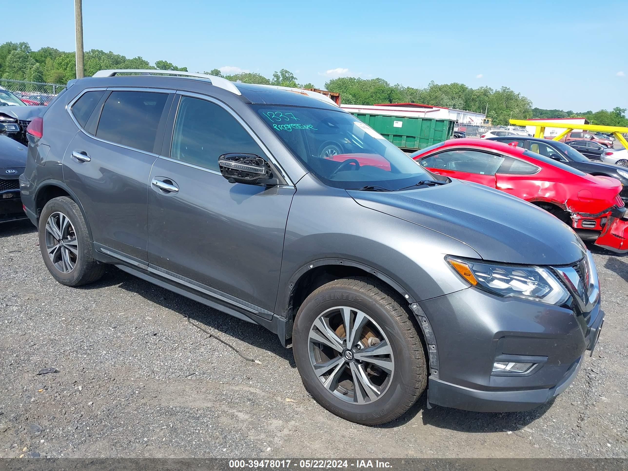 NISSAN ROGUE 2017 5n1at2mv4hc888321