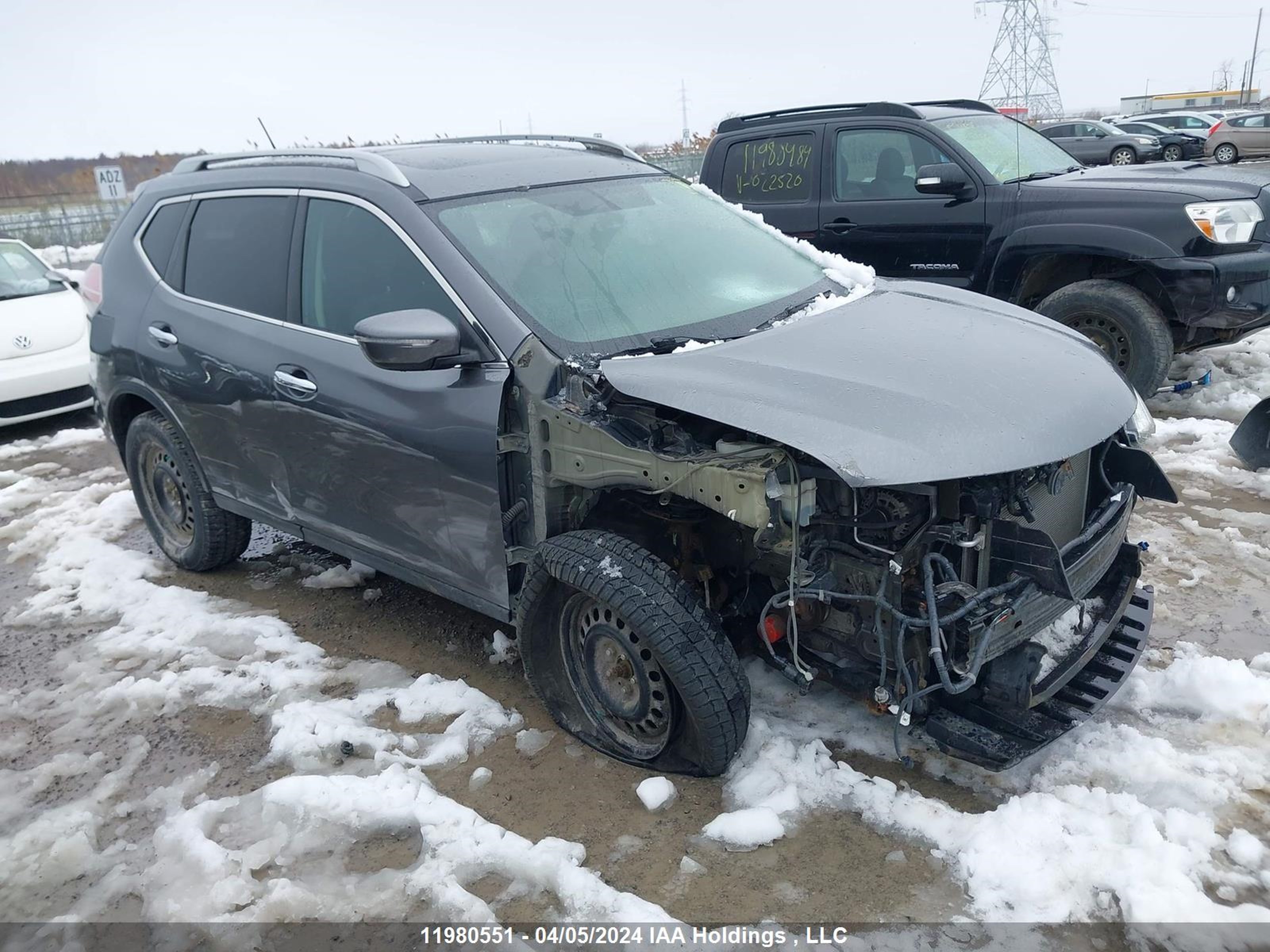 NISSAN ROGUE 2015 5n1at2mv5fc797846