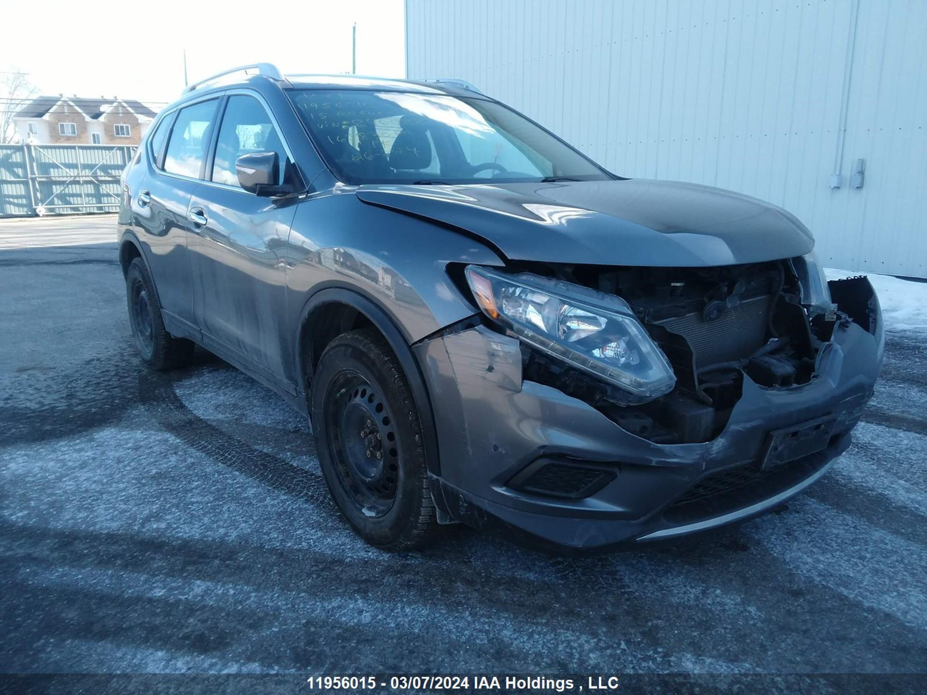 NISSAN ROGUE 2015 5n1at2mv5fc846088