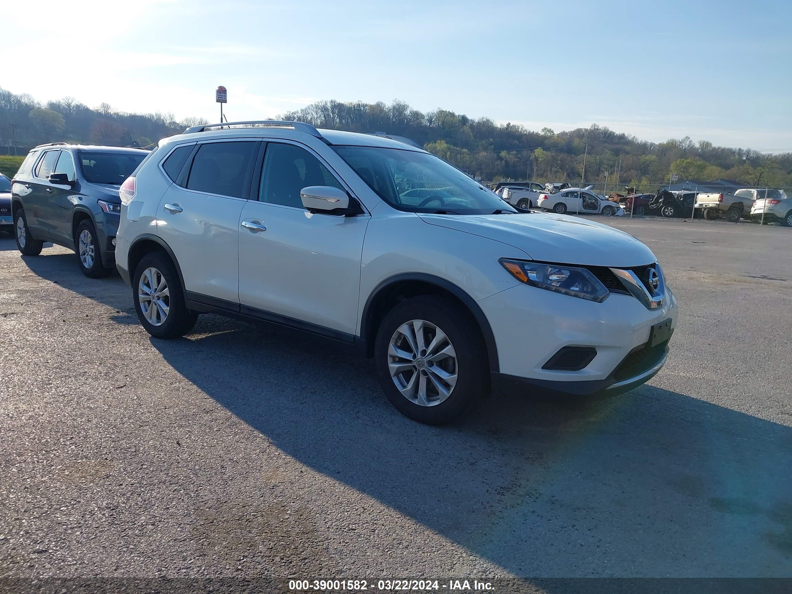 NISSAN ROGUE 2015 5n1at2mv5fc885456