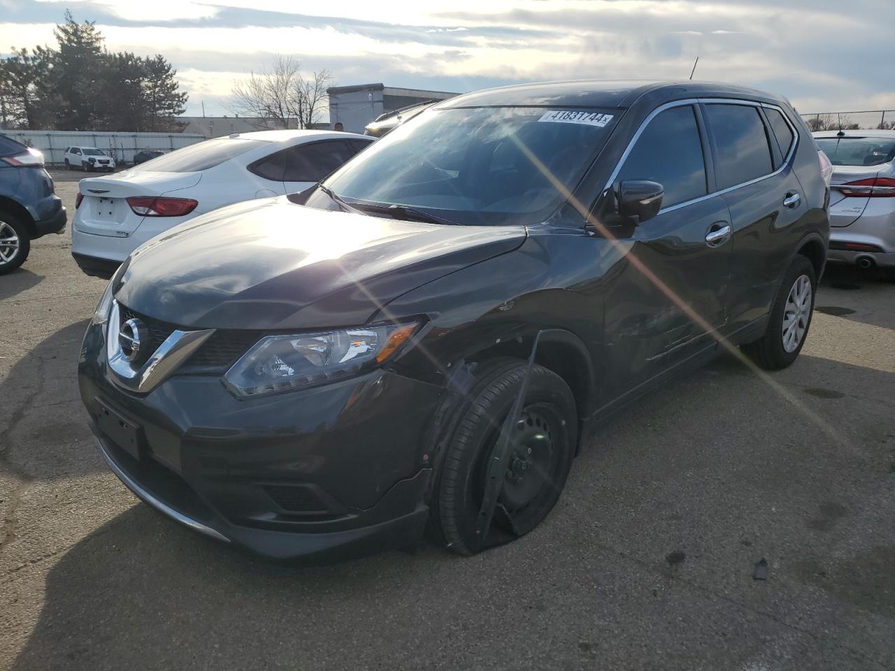 NISSAN ROGUE 2015 5n1at2mv5fc897302