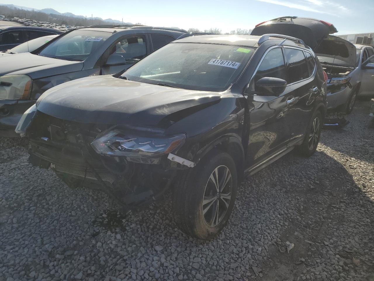 NISSAN ROGUE 2017 5n1at2mv5hc762291