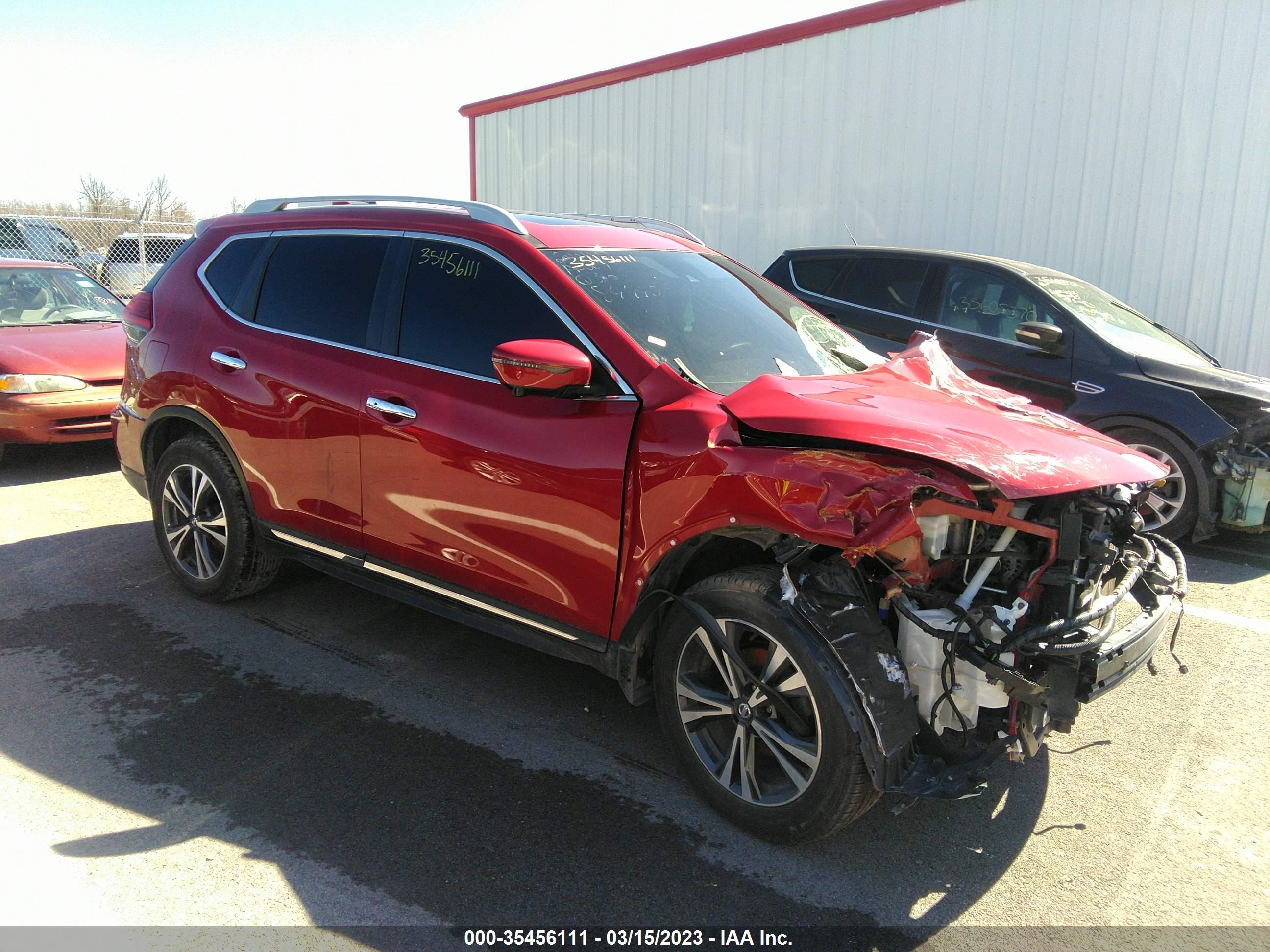 NISSAN ROGUE 2017 5n1at2mv5hc844425