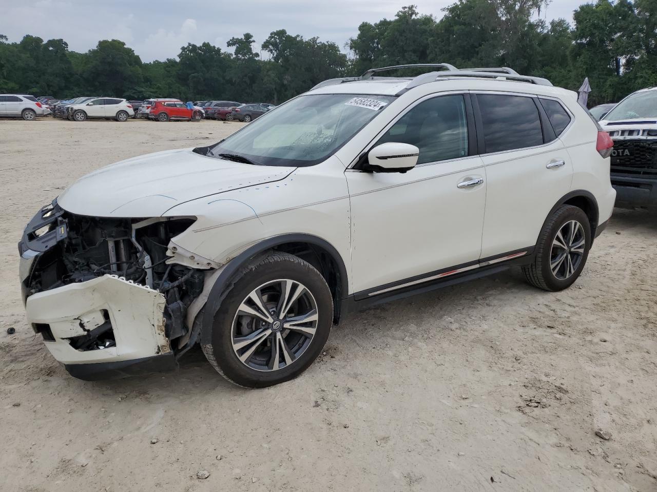 NISSAN ROGUE 2018 5n1at2mv5jc758487