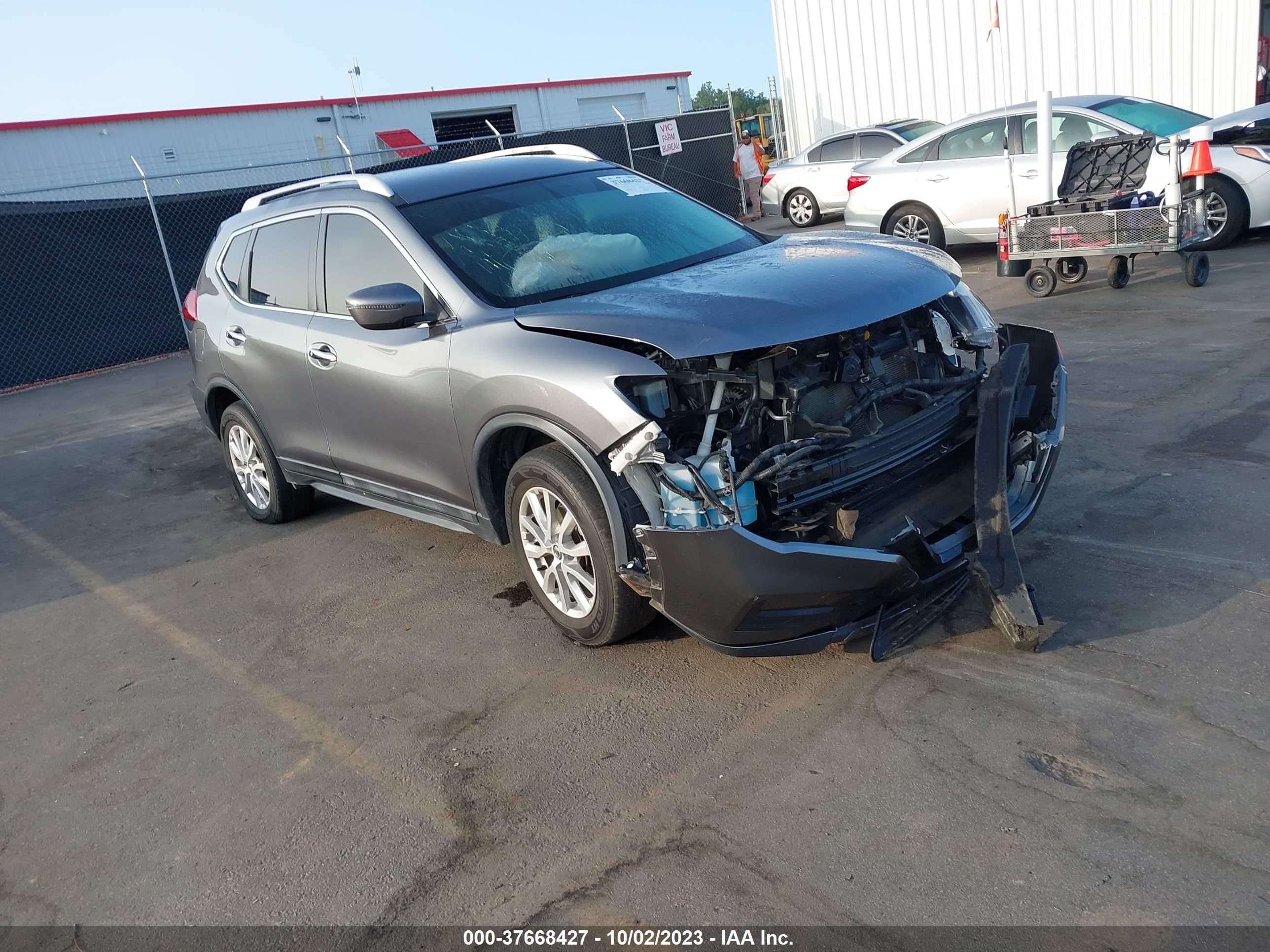 NISSAN ROGUE 2018 5n1at2mv5jc779842