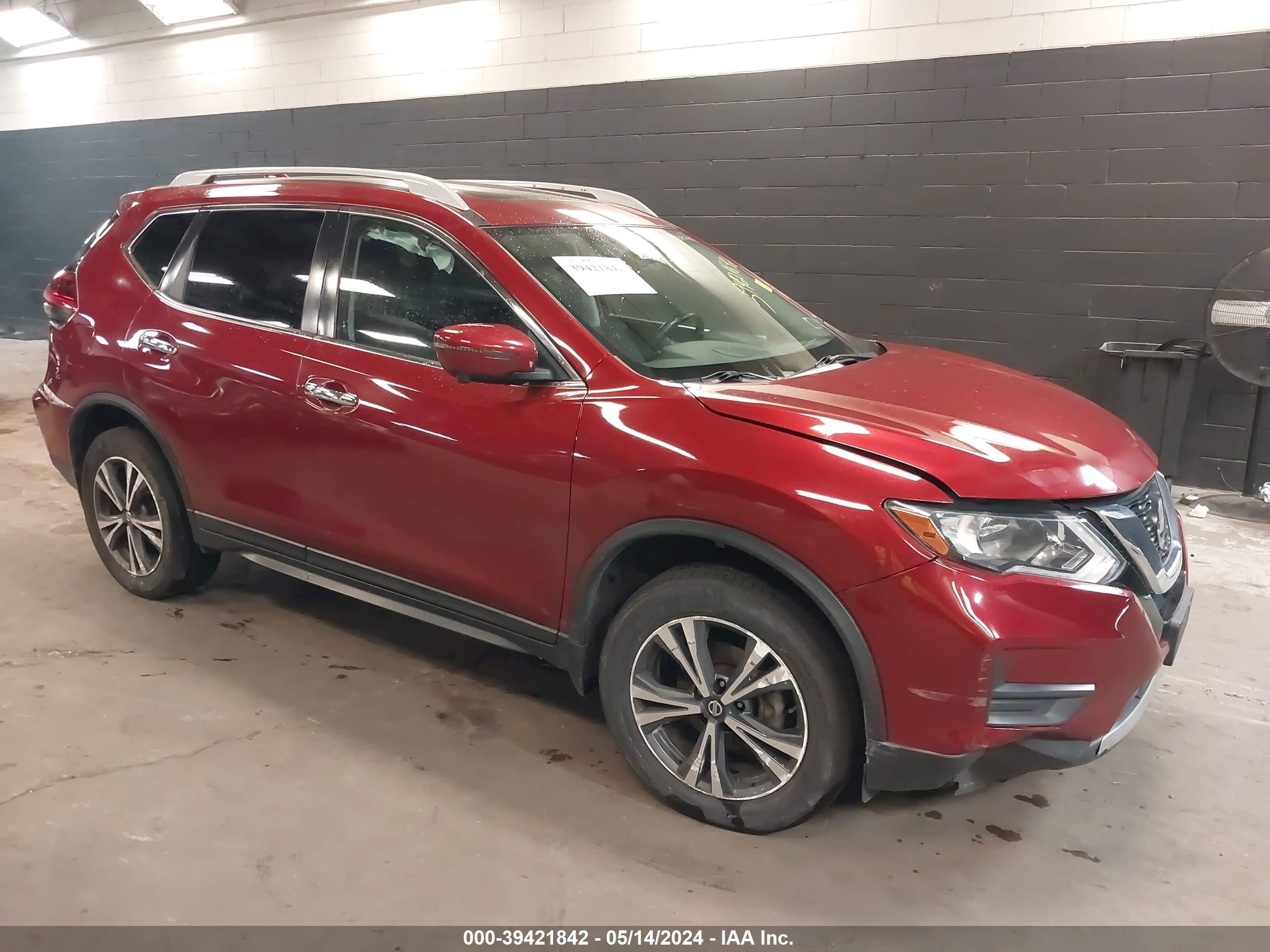 NISSAN ROGUE 2019 5n1at2mv5kc716712