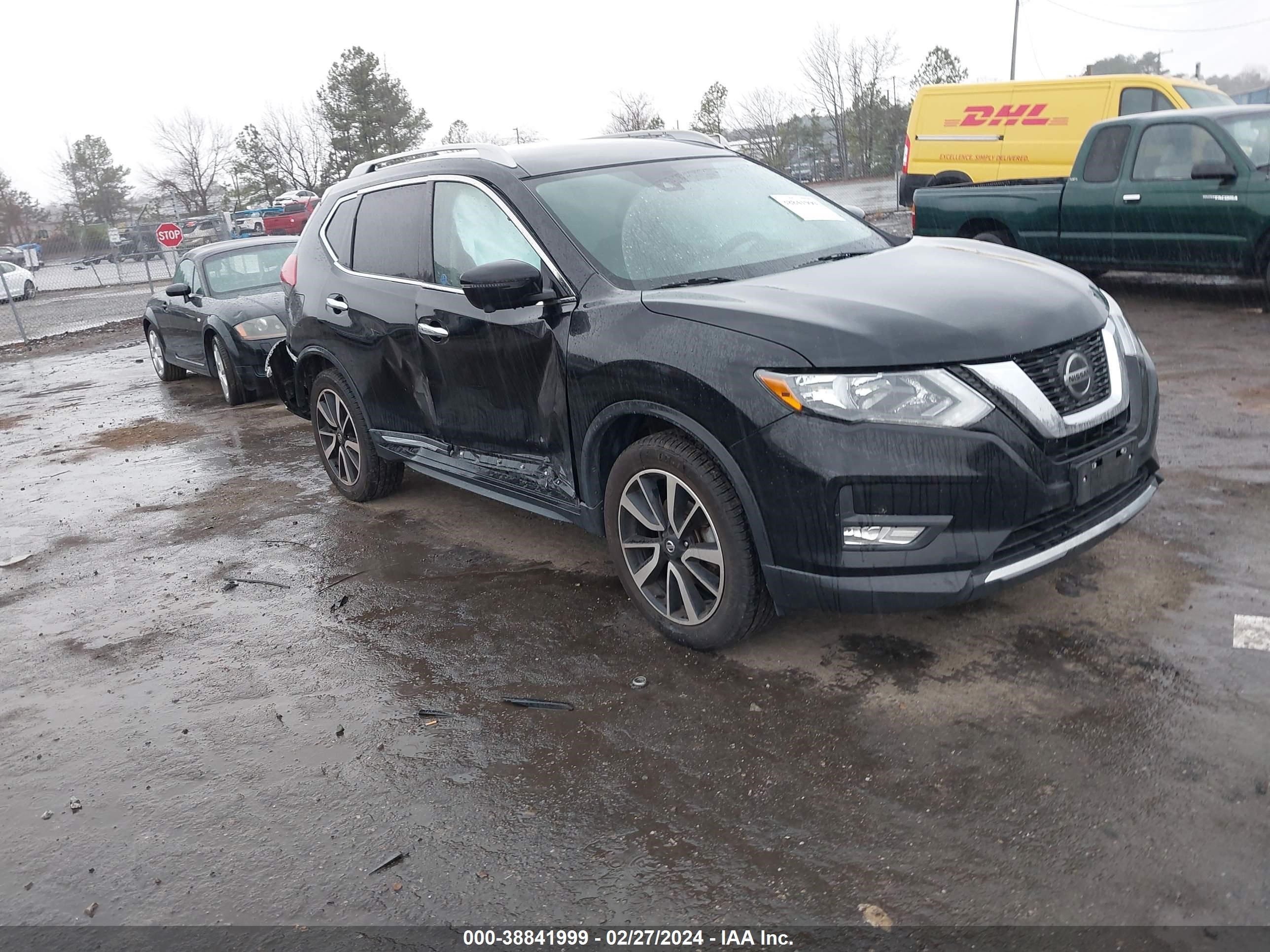 NISSAN ROGUE 2019 5n1at2mv5kc824926